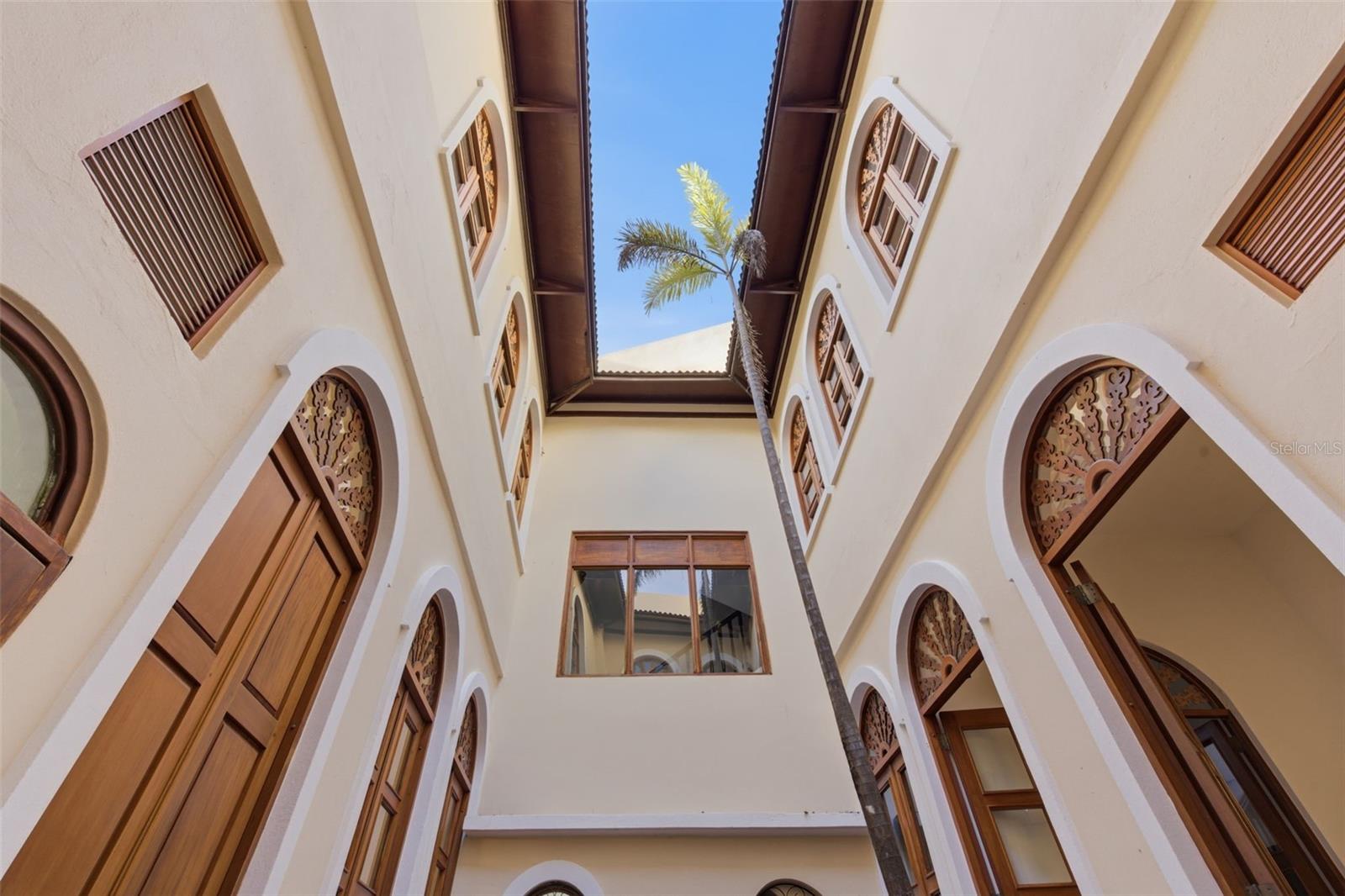 65 CALLE SAN FRANCISCO