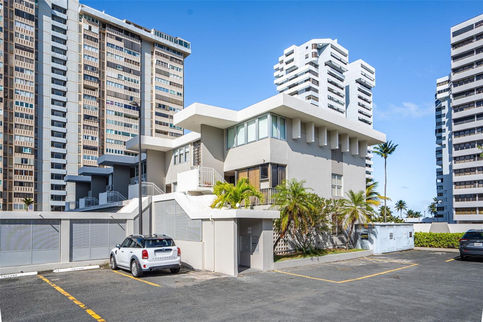 1477 ASHFORD AVENUE #9A