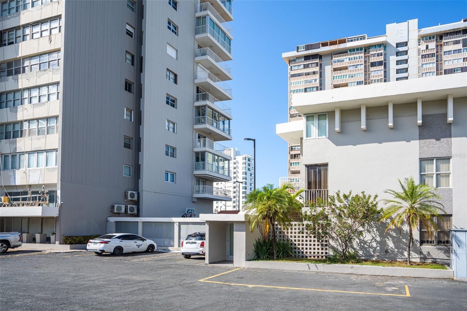 1477 ASHFORD AVENUE #9A