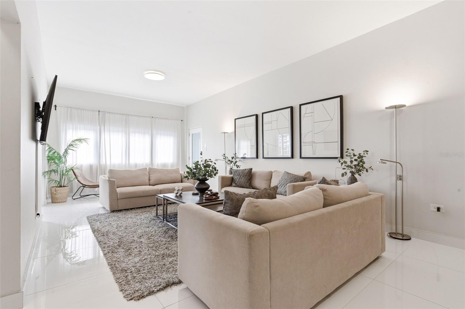 56 CALLE F KRUG CONDADO #PH-1