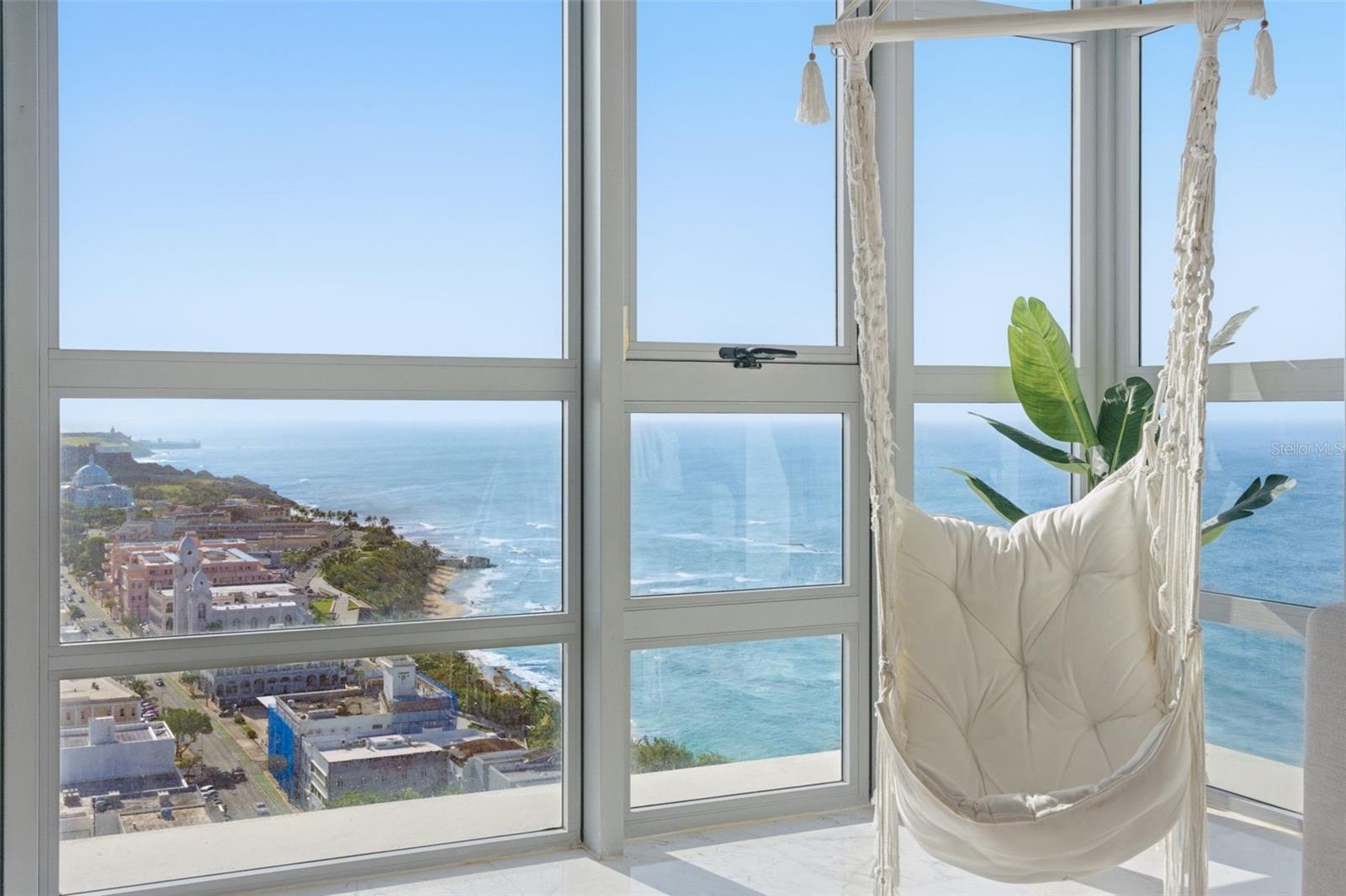 404 AVENIDA DE LA CONSTITUCIÓN #PH 2408