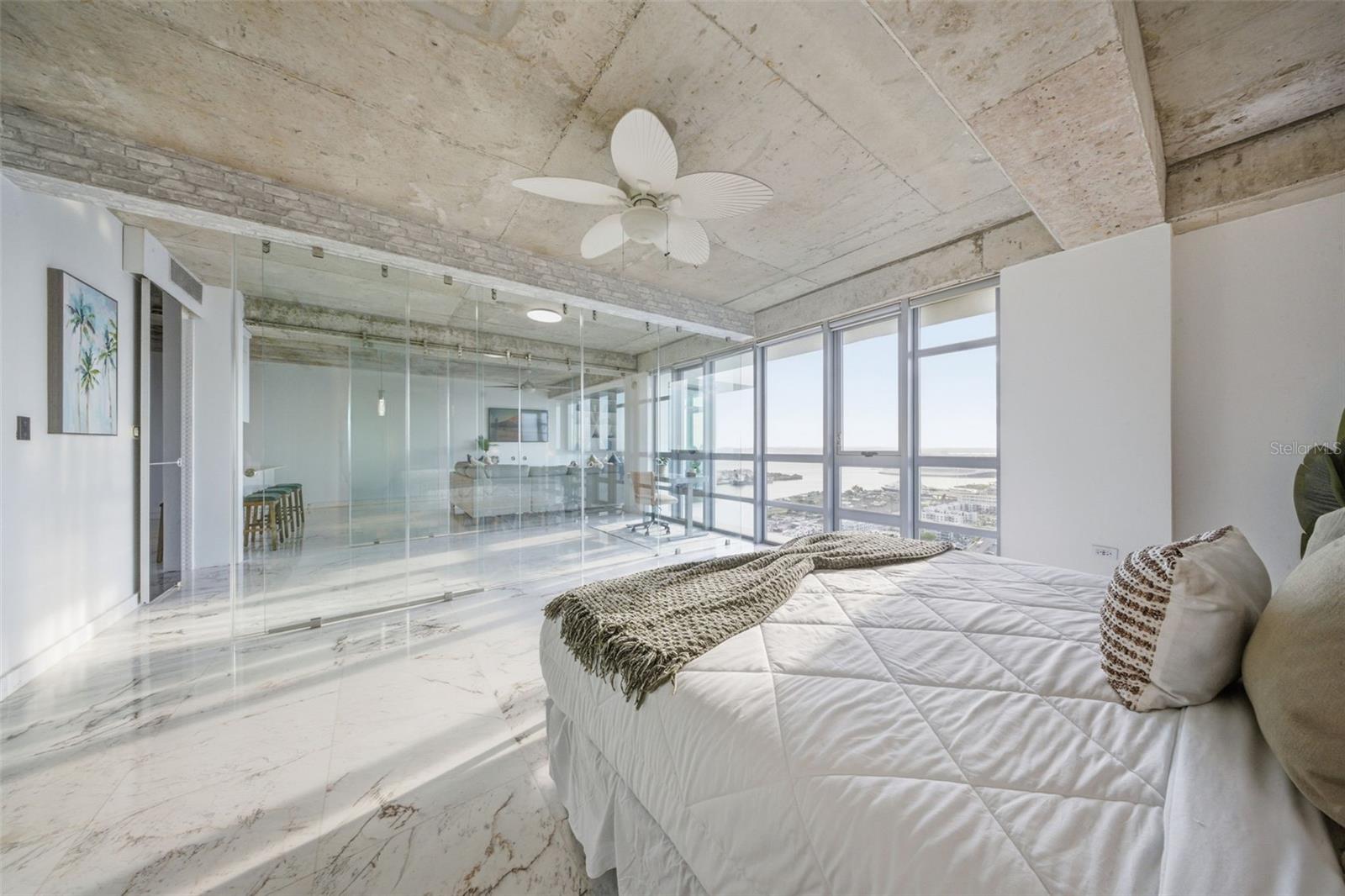 404 AVENIDA DE LA CONSTITUCIÓN #PH 2408