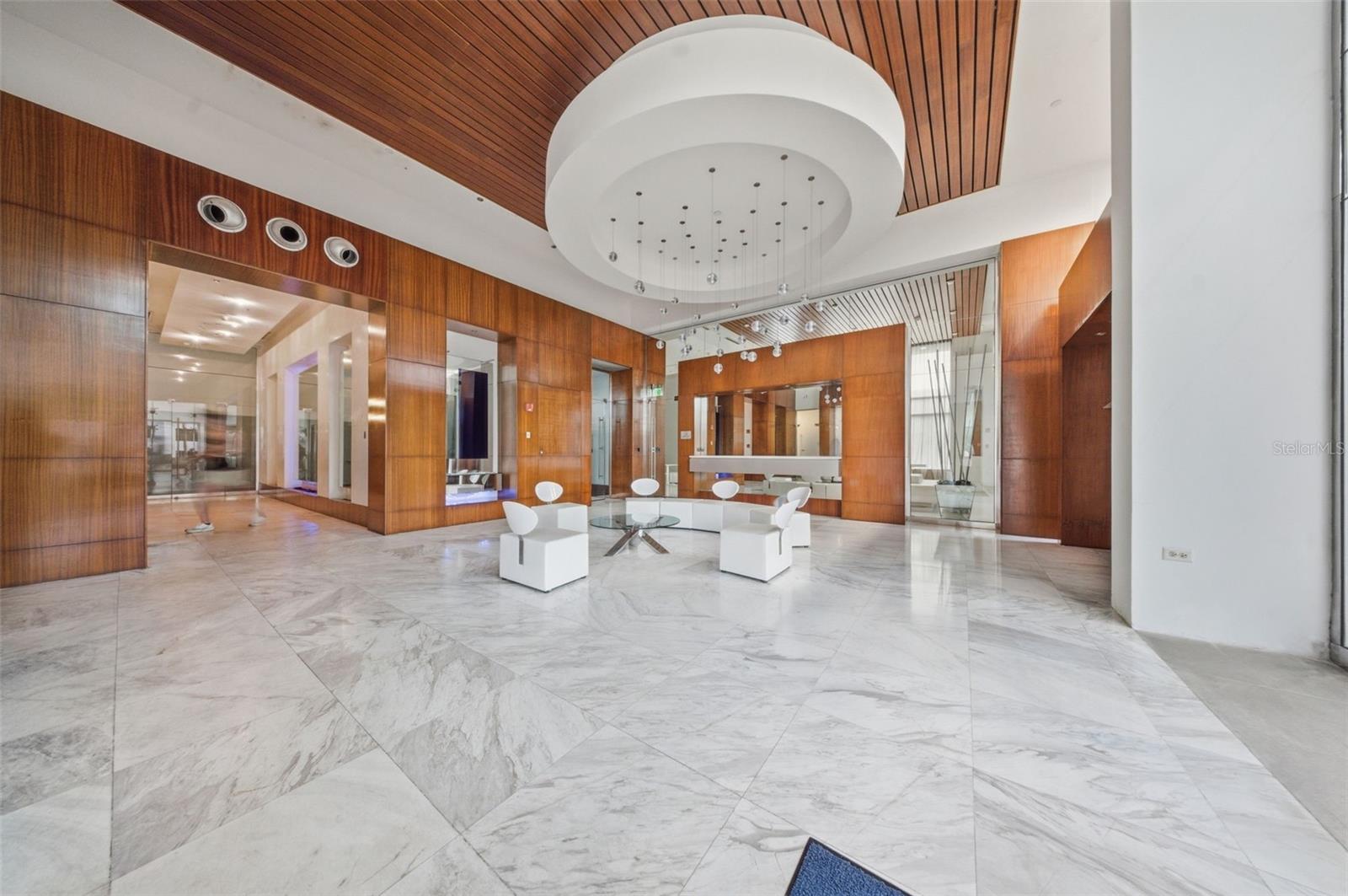 404 AVENIDA DE LA CONSTITUCIÓN #PH 2408