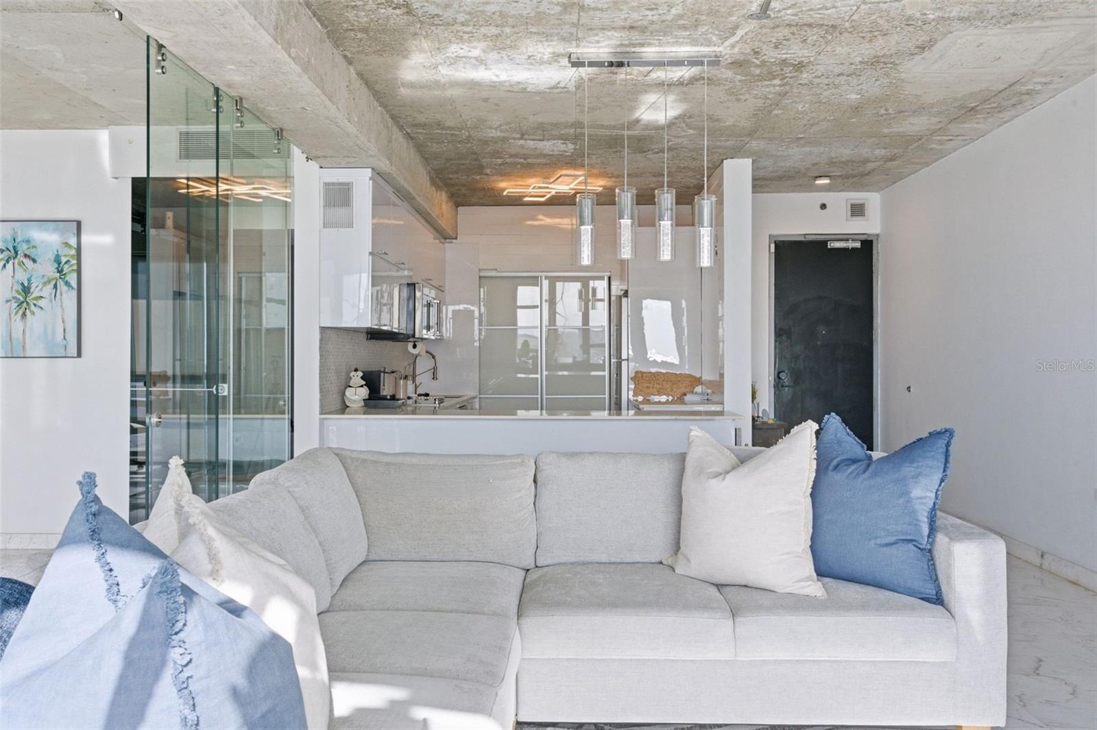 404 AVENIDA DE LA CONSTITUCIÓN #PH 2408