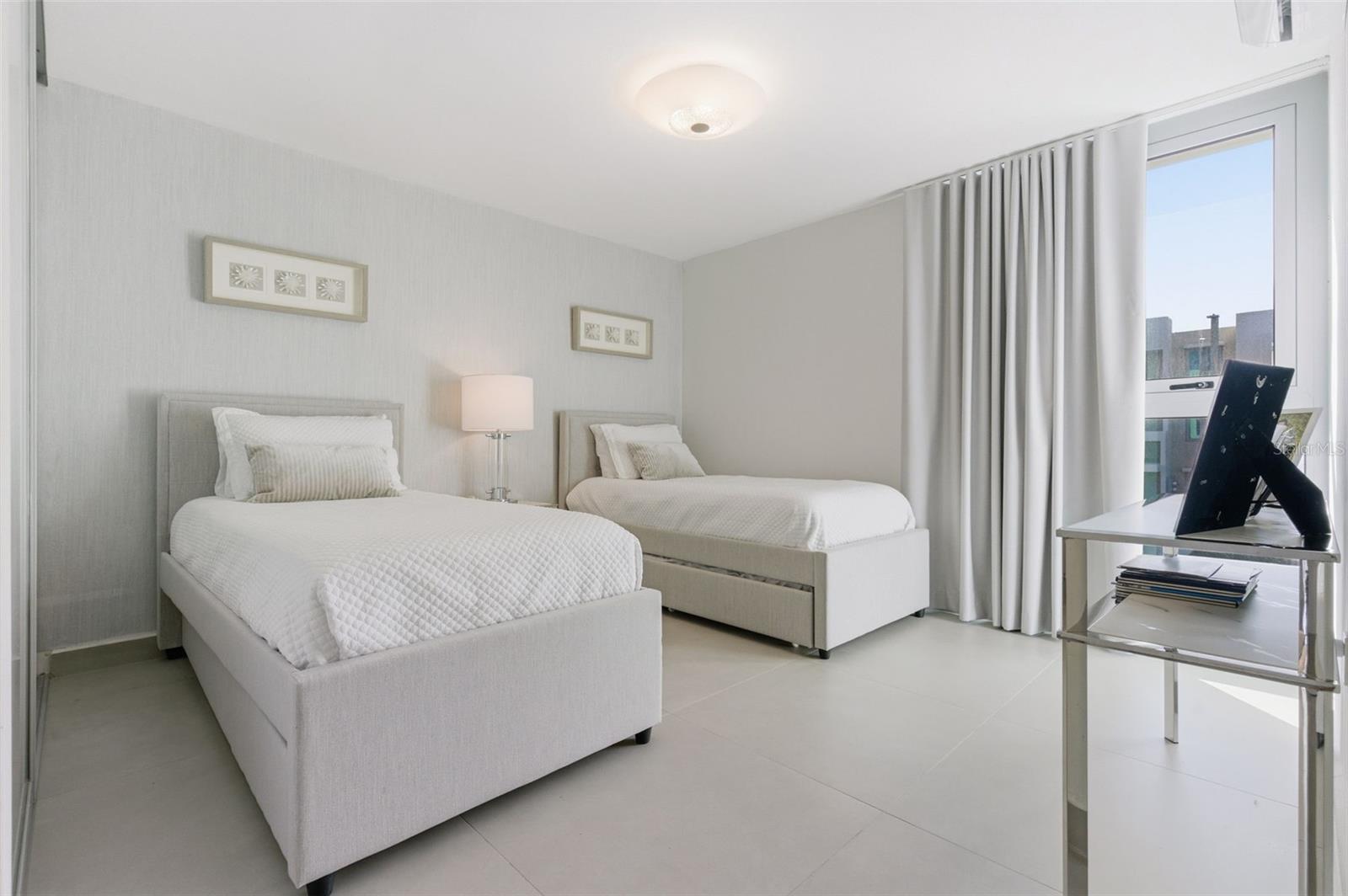 1445 C. MARG BALDORIOTY #921, Edif. C