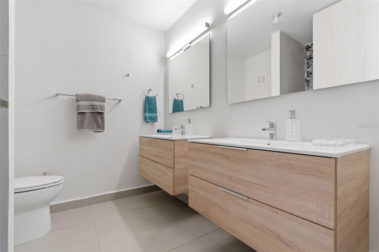 1445 C. MARG BALDORIOTY #921, Edif. C