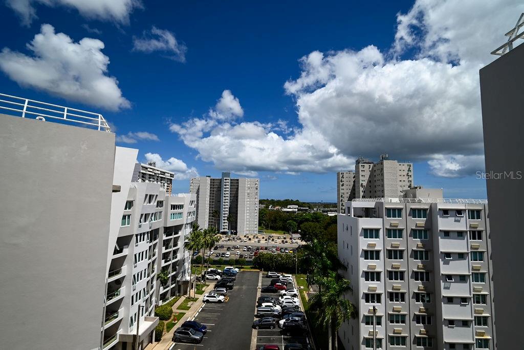 9 PALACIOS DEL ESCORIAL #9-71