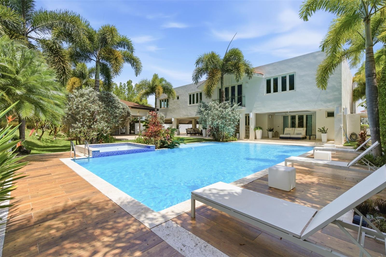 279 DORADO BEACH EAST