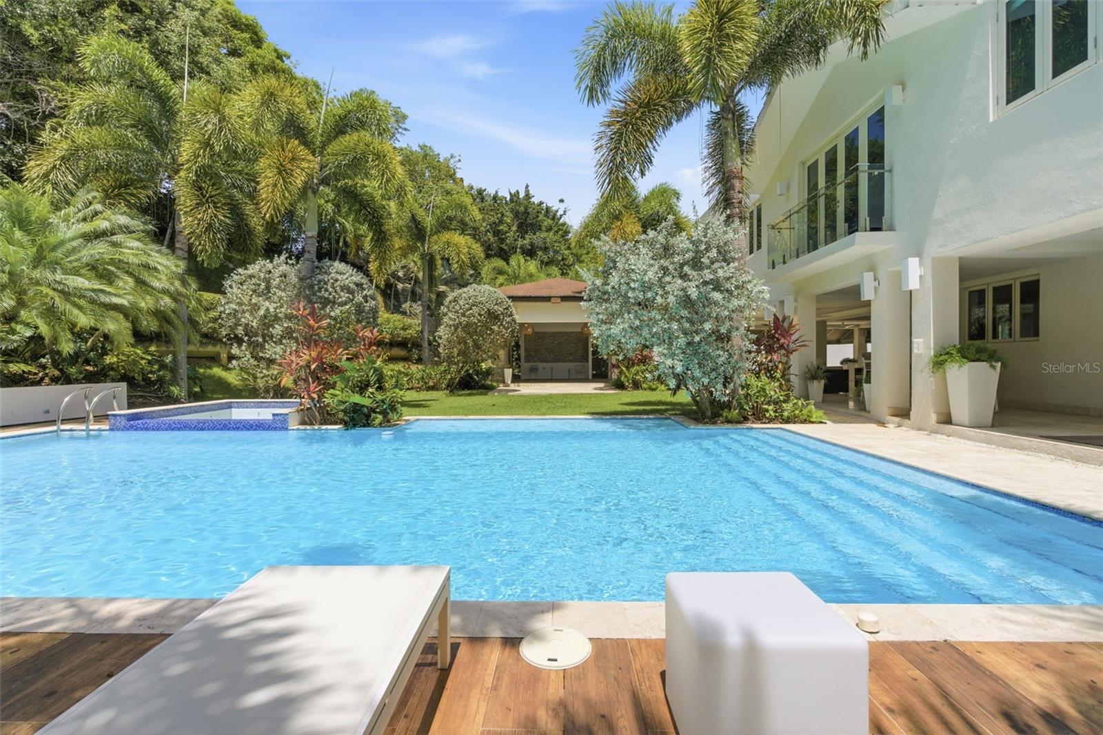 279 DORADO BEACH EAST