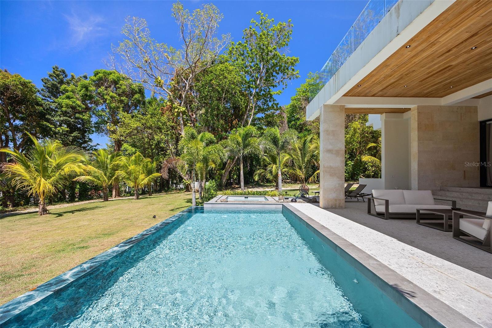 904 VILLA DORADO ESTATES