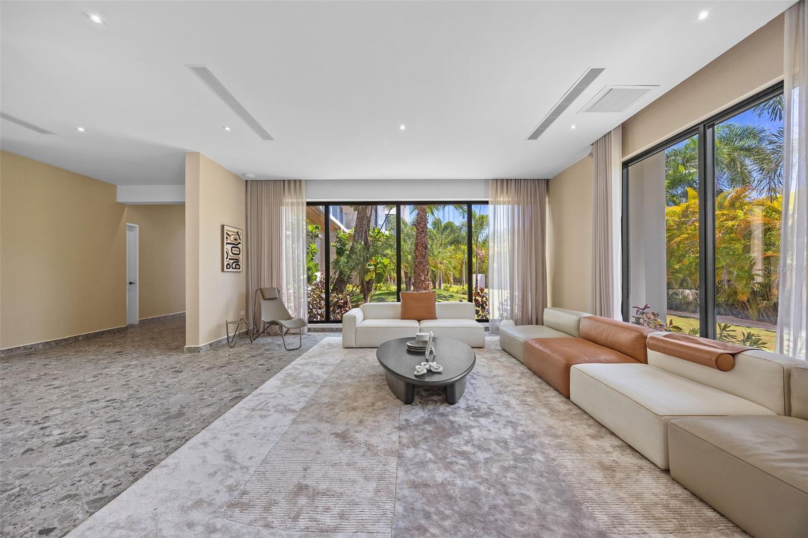 904 VILLA DORADO ESTATES