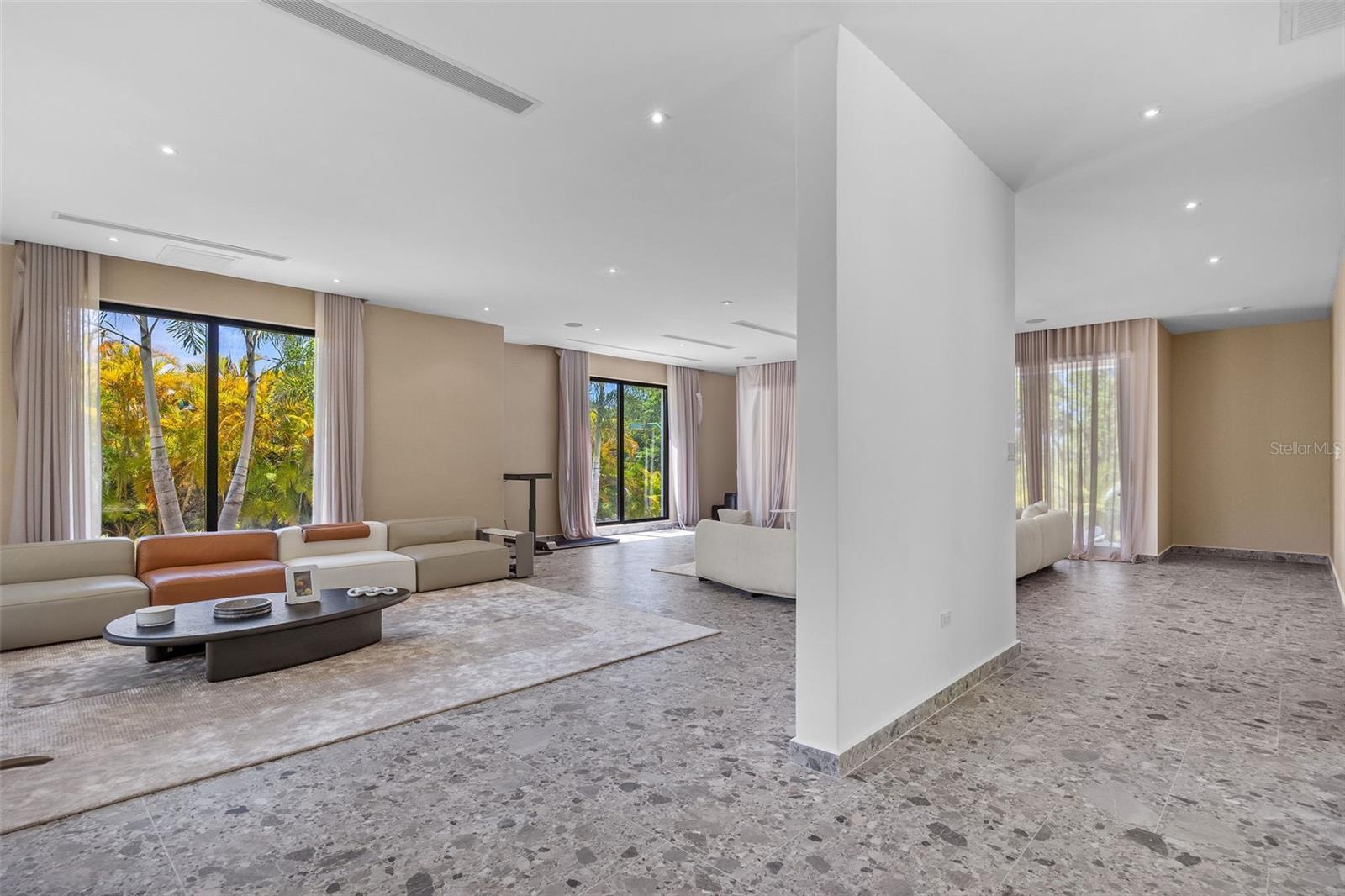 904 VILLA DORADO ESTATES