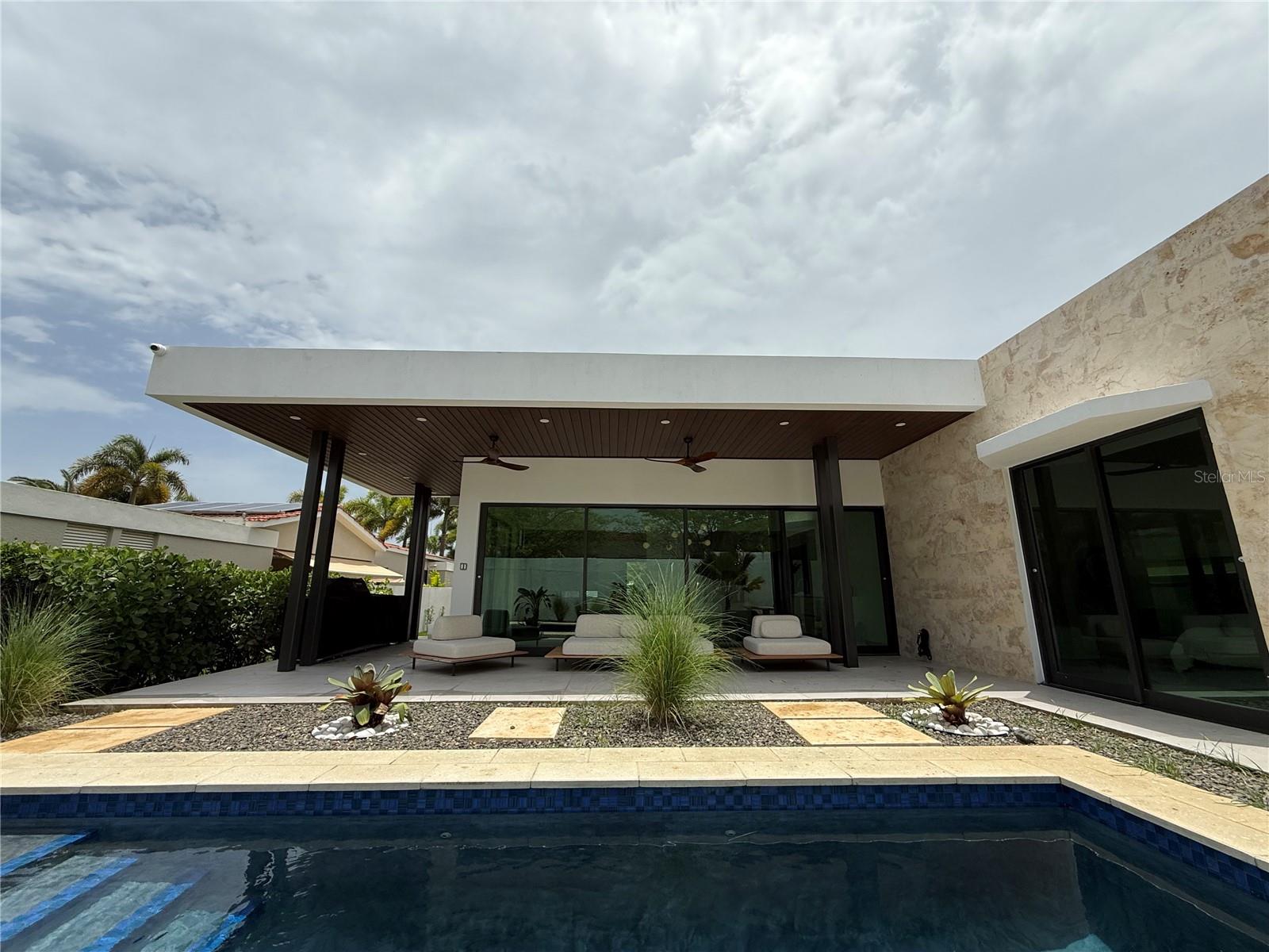 241 CAMINO DEL JAGUEY
