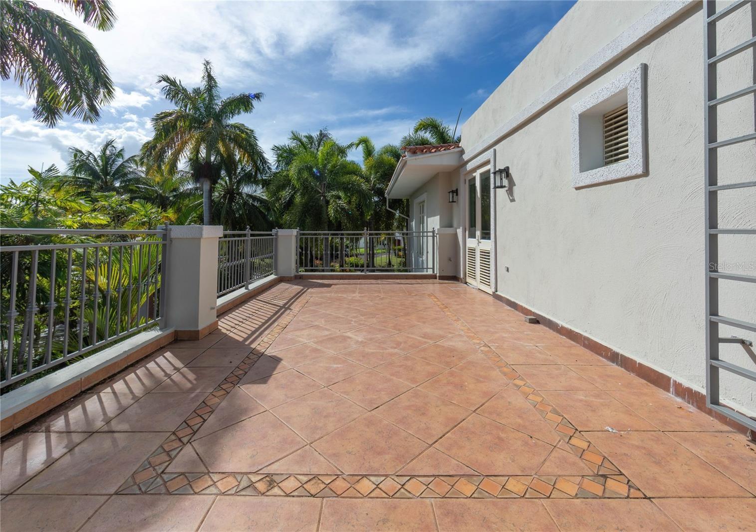 398 DORADO BEACH EAST
