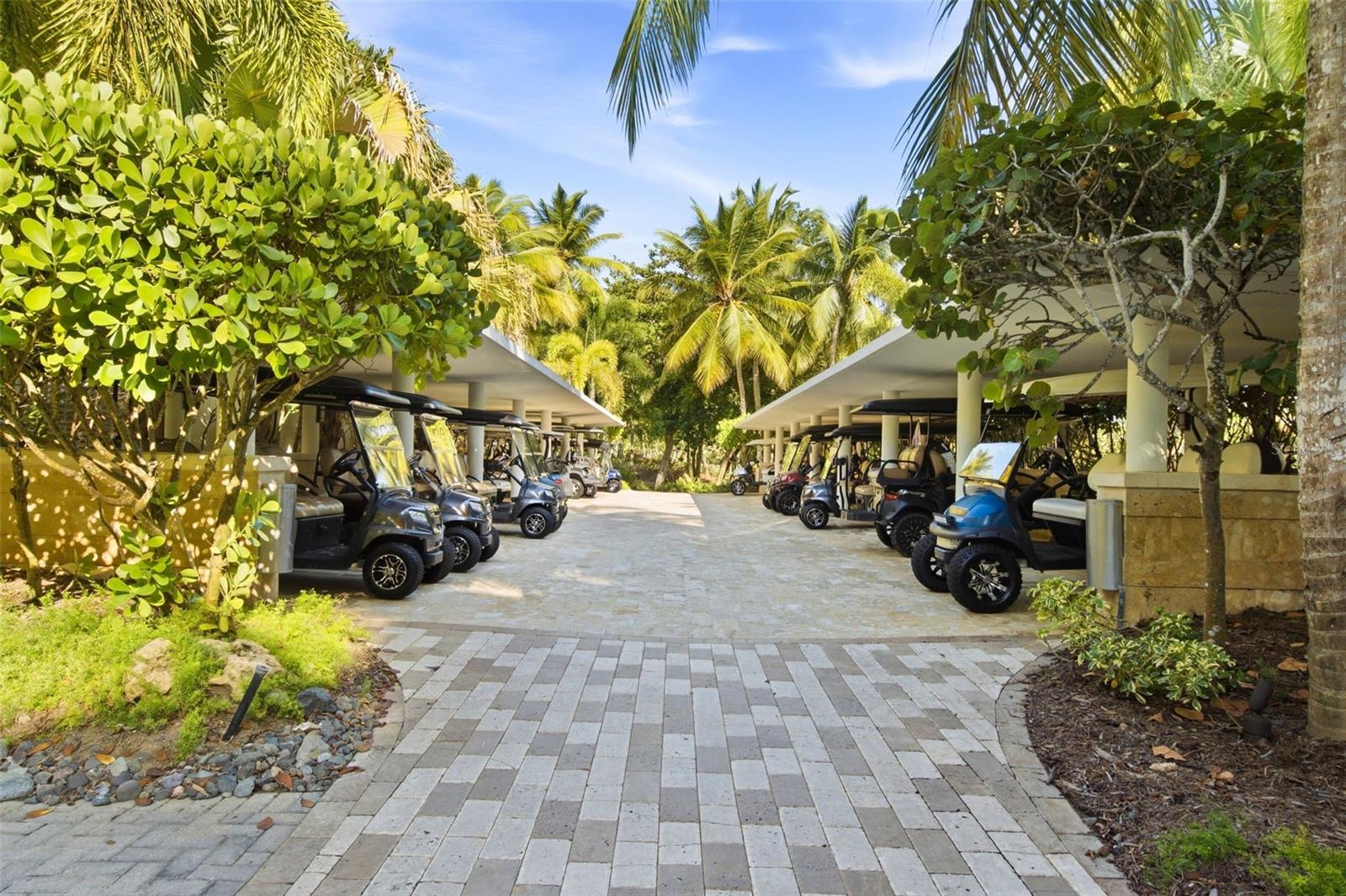 3332-3333 WEST BEACH RESIDENCES #3332-3333
