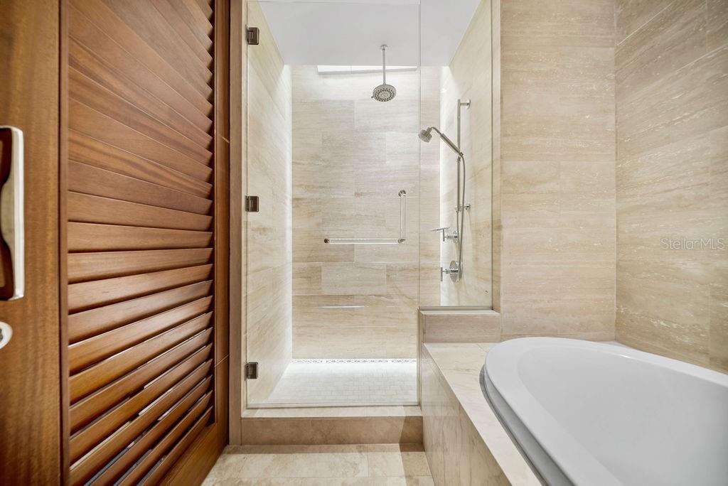 200 Dorado Beach Dr. WEST BEACH RESIDENCES #3141-3142