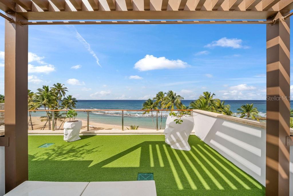 200 Dorado Beach Dr. WEST BEACH RESIDENCES #3141-3142