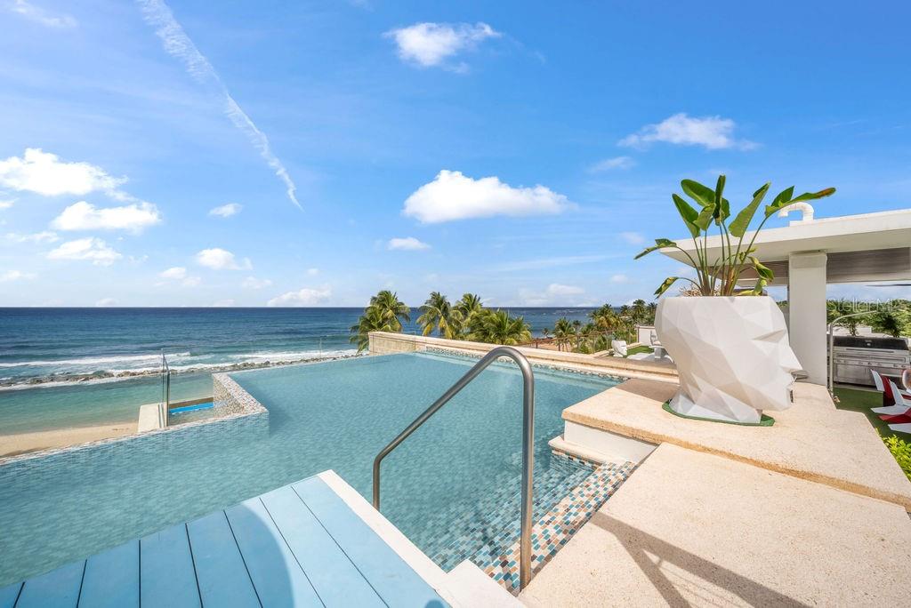 200 Dorado Beach Dr. WEST BEACH RESIDENCES #3141-3142