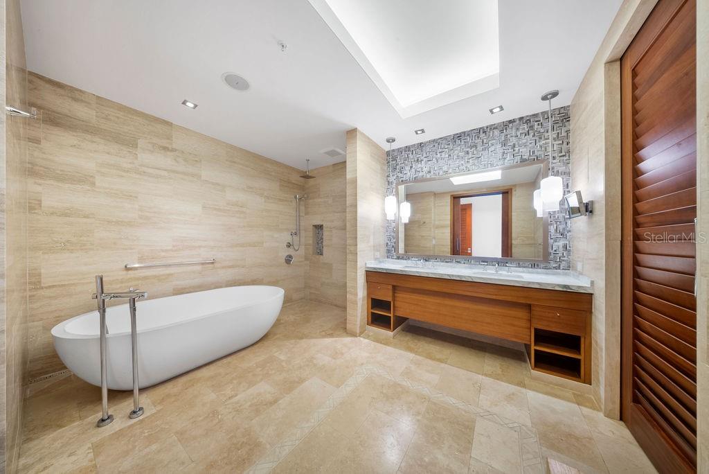 200 Dorado Beach Dr. WEST BEACH RESIDENCES #3141-3142