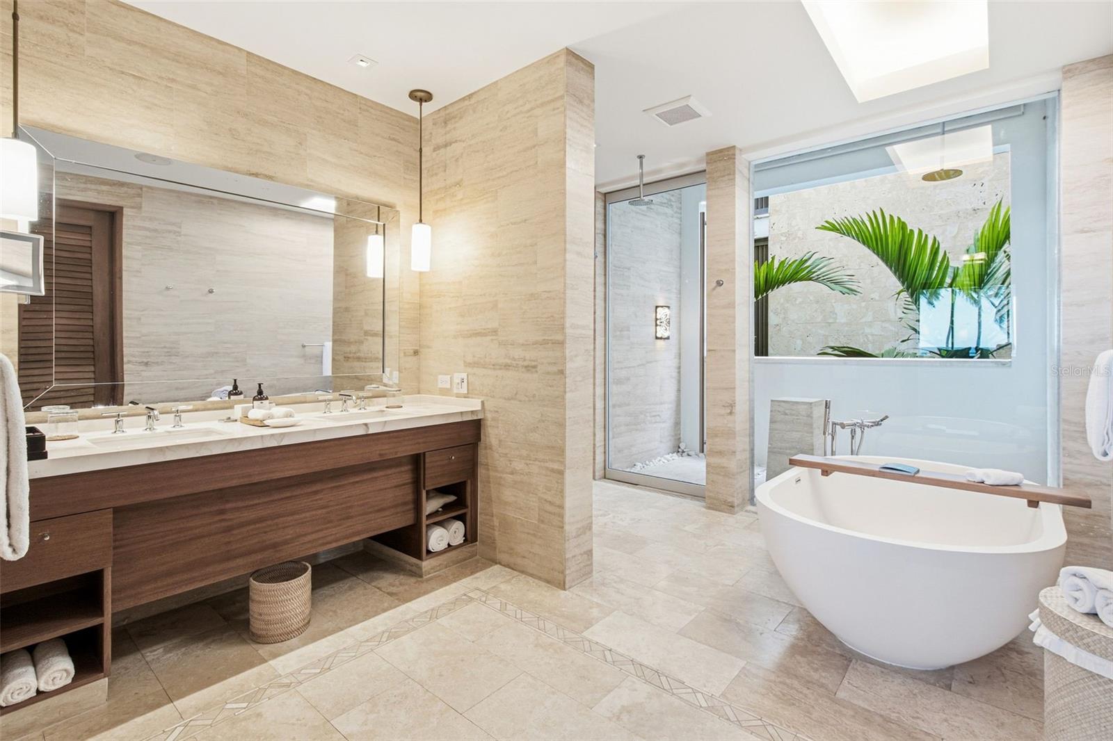 3331 WEST BEACH RESIDENCES #3331