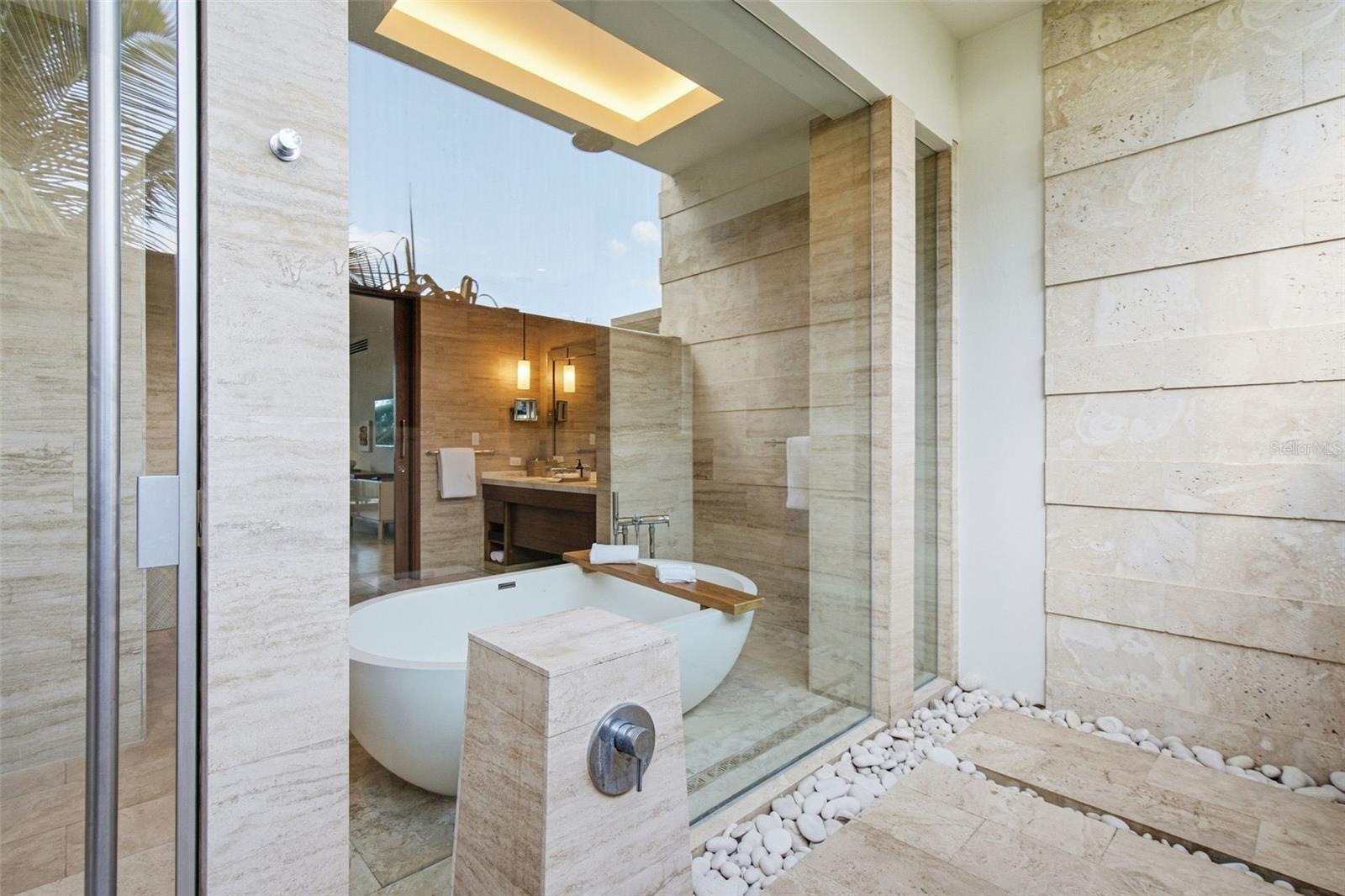 3331 WEST BEACH RESIDENCES #3331