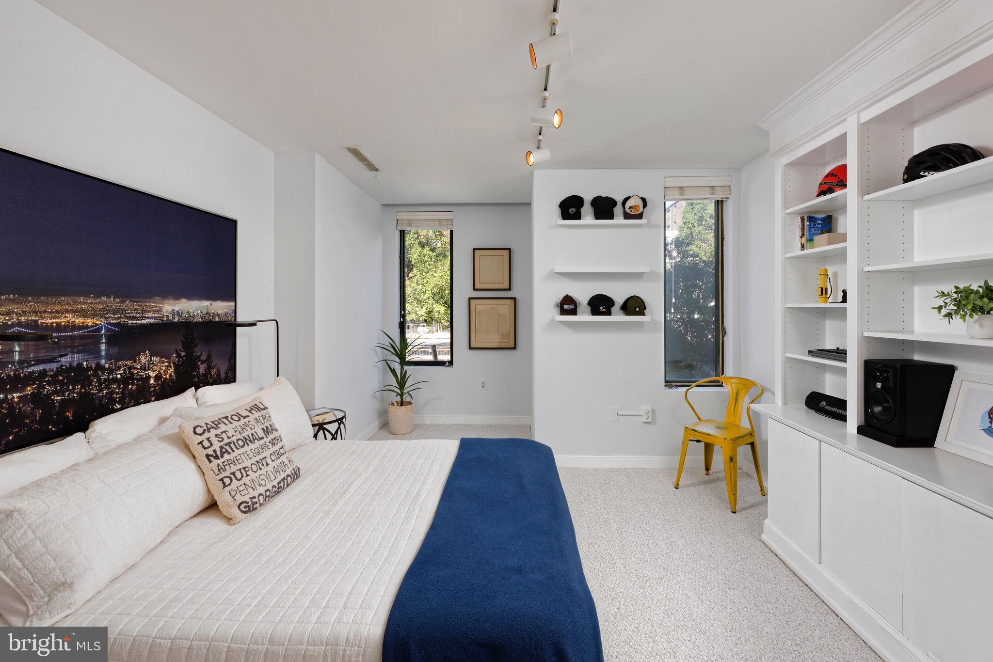 955 26TH STREET NW 201