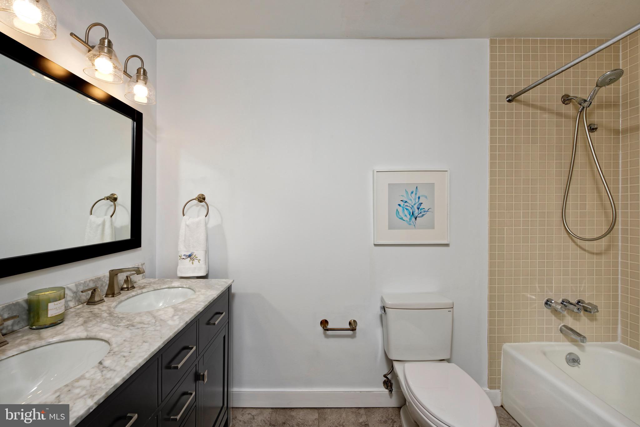 955 26TH STREET NW 201