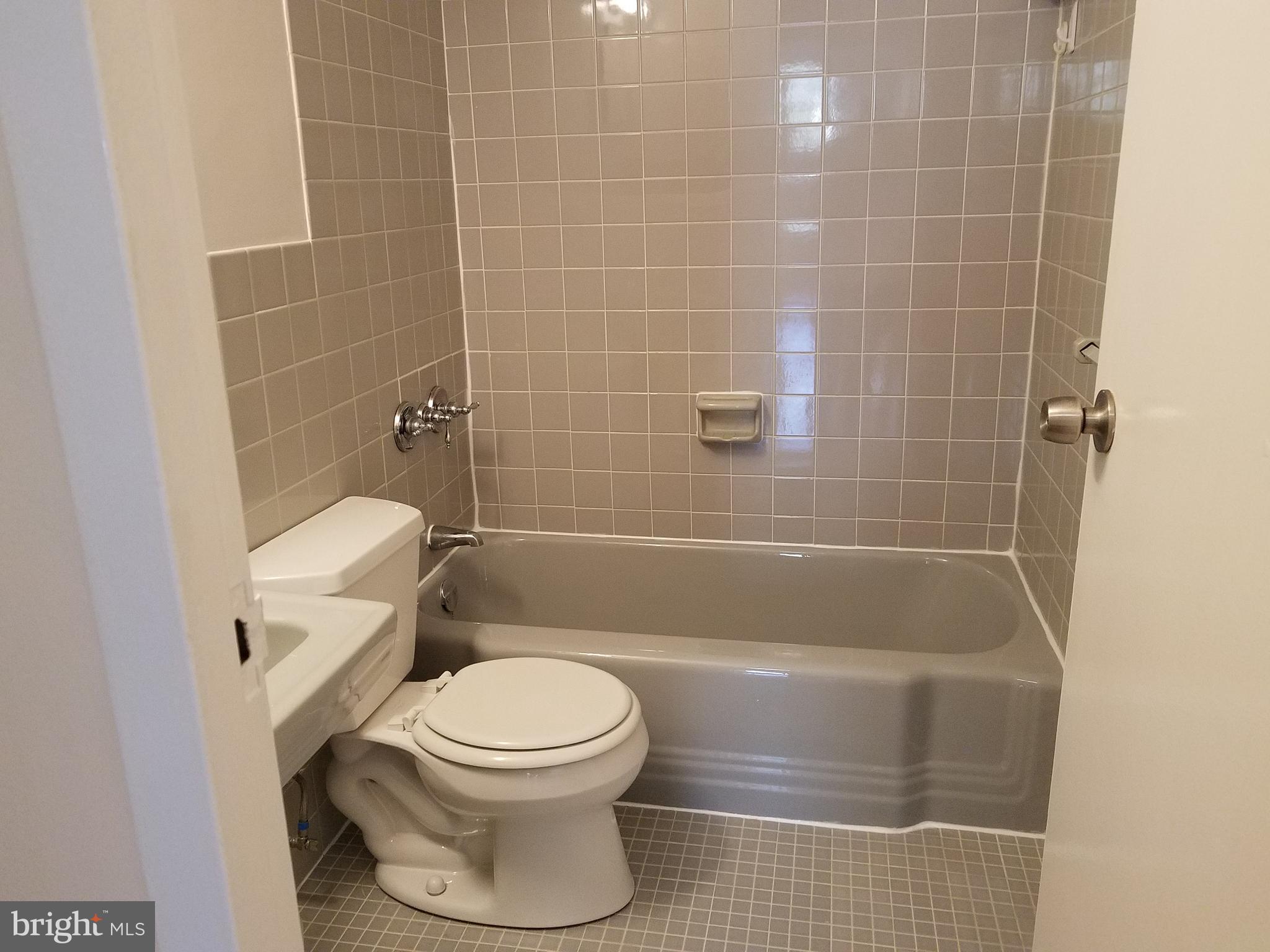 5406 CONNECTICUT AVENUE NW 508