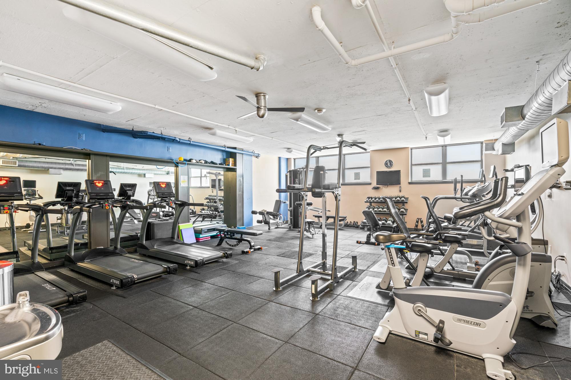 2020 12TH STREET NW T10