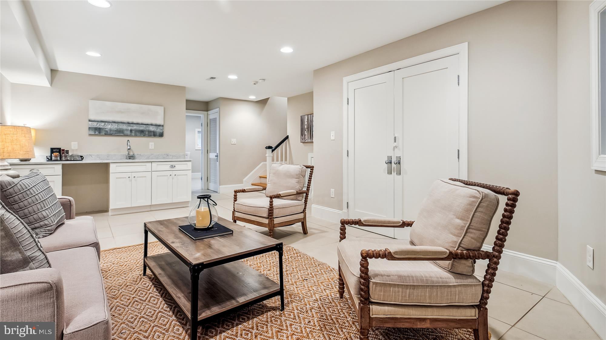 703 MARYLAND AVENUE NE