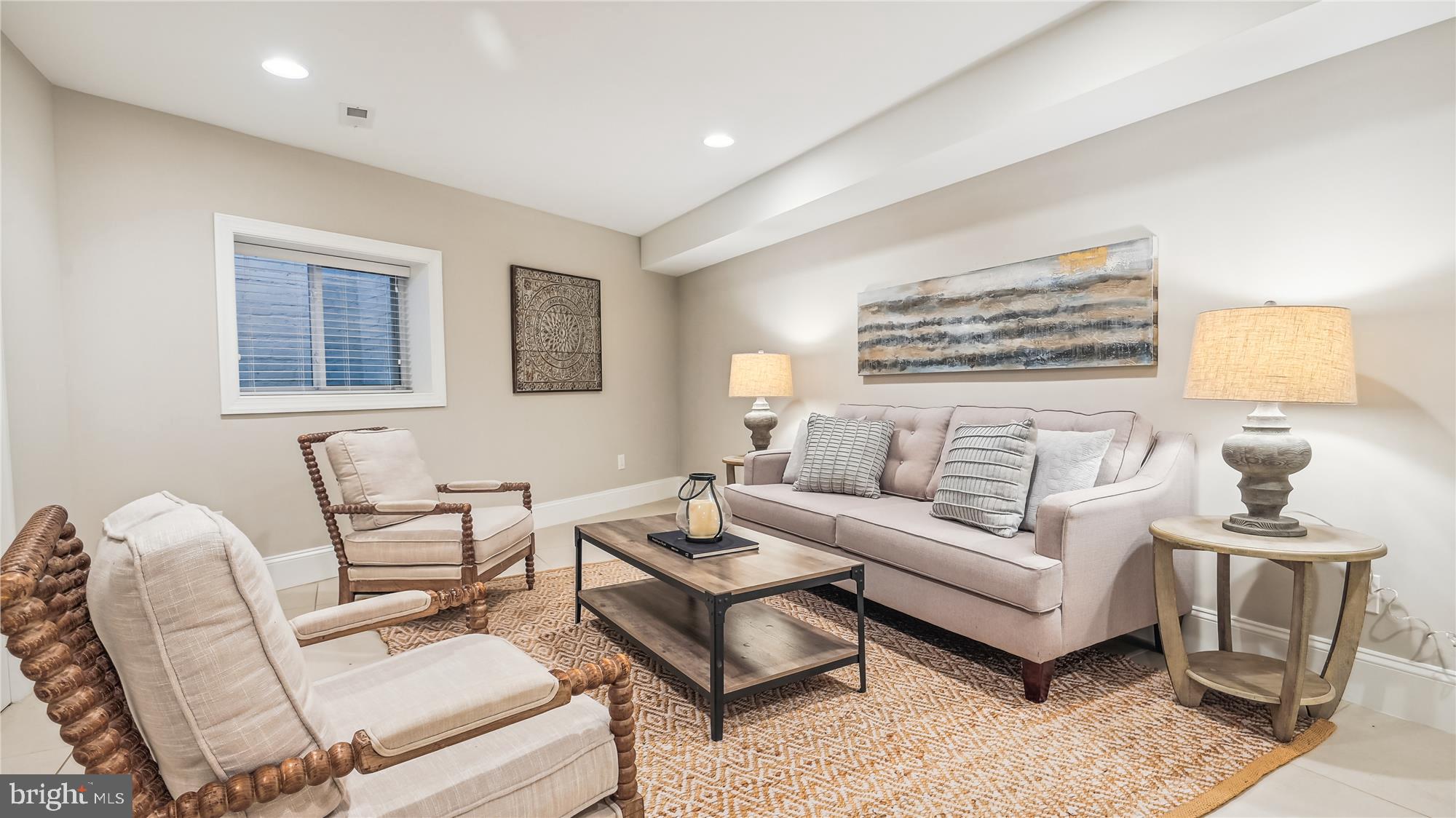 703 MARYLAND AVENUE NE