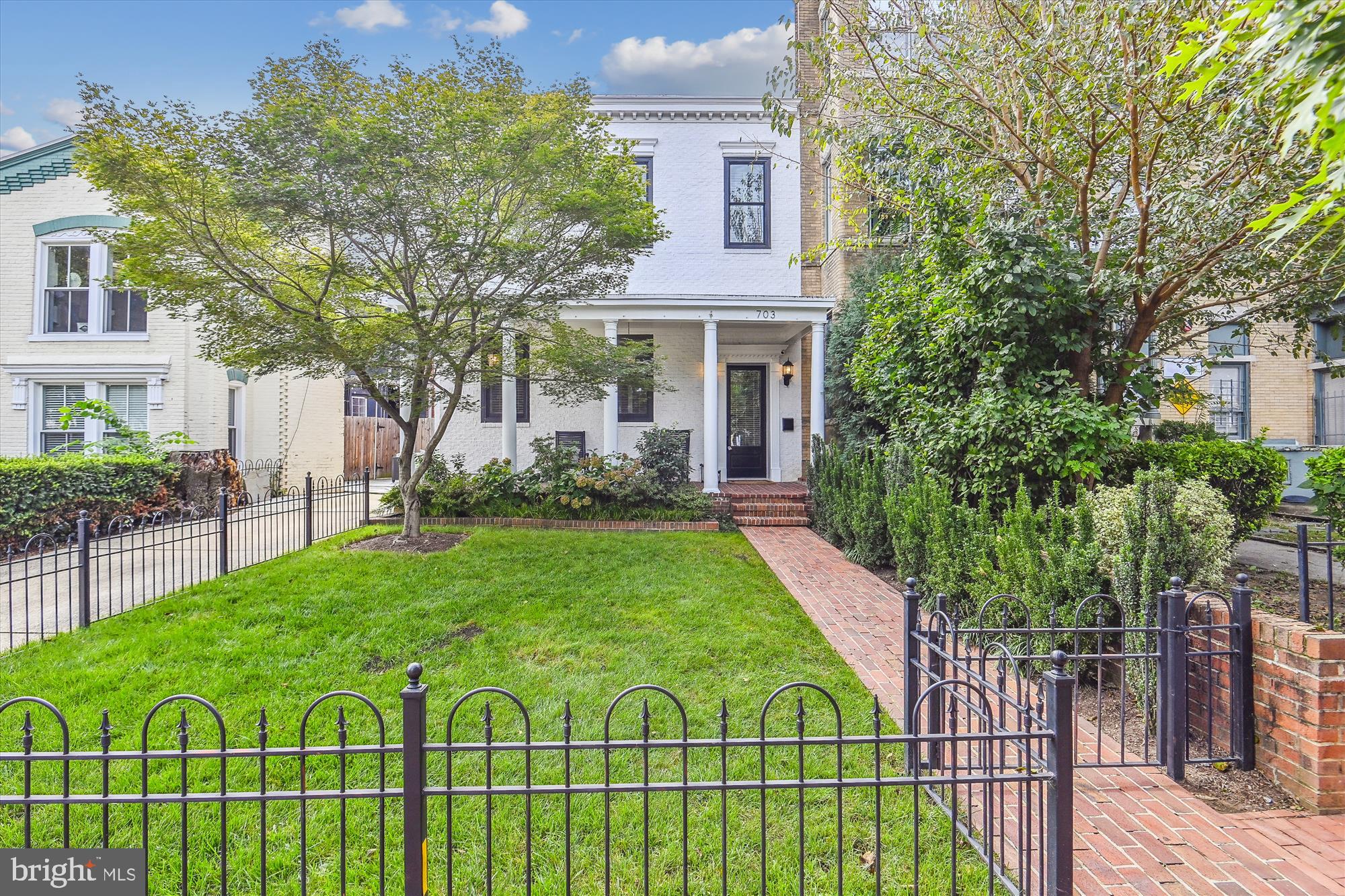 703 MARYLAND AVENUE NE