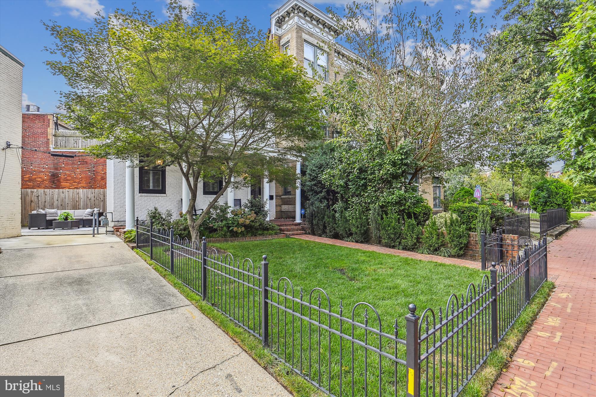 703 MARYLAND AVENUE NE