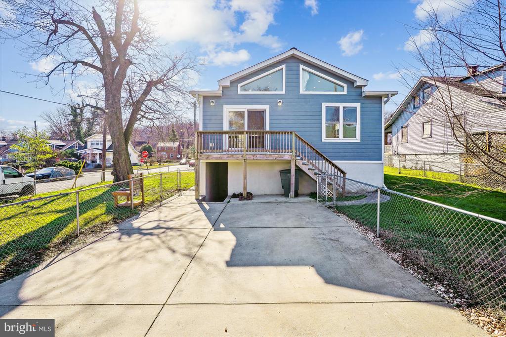 2122 RAND PLACE NE