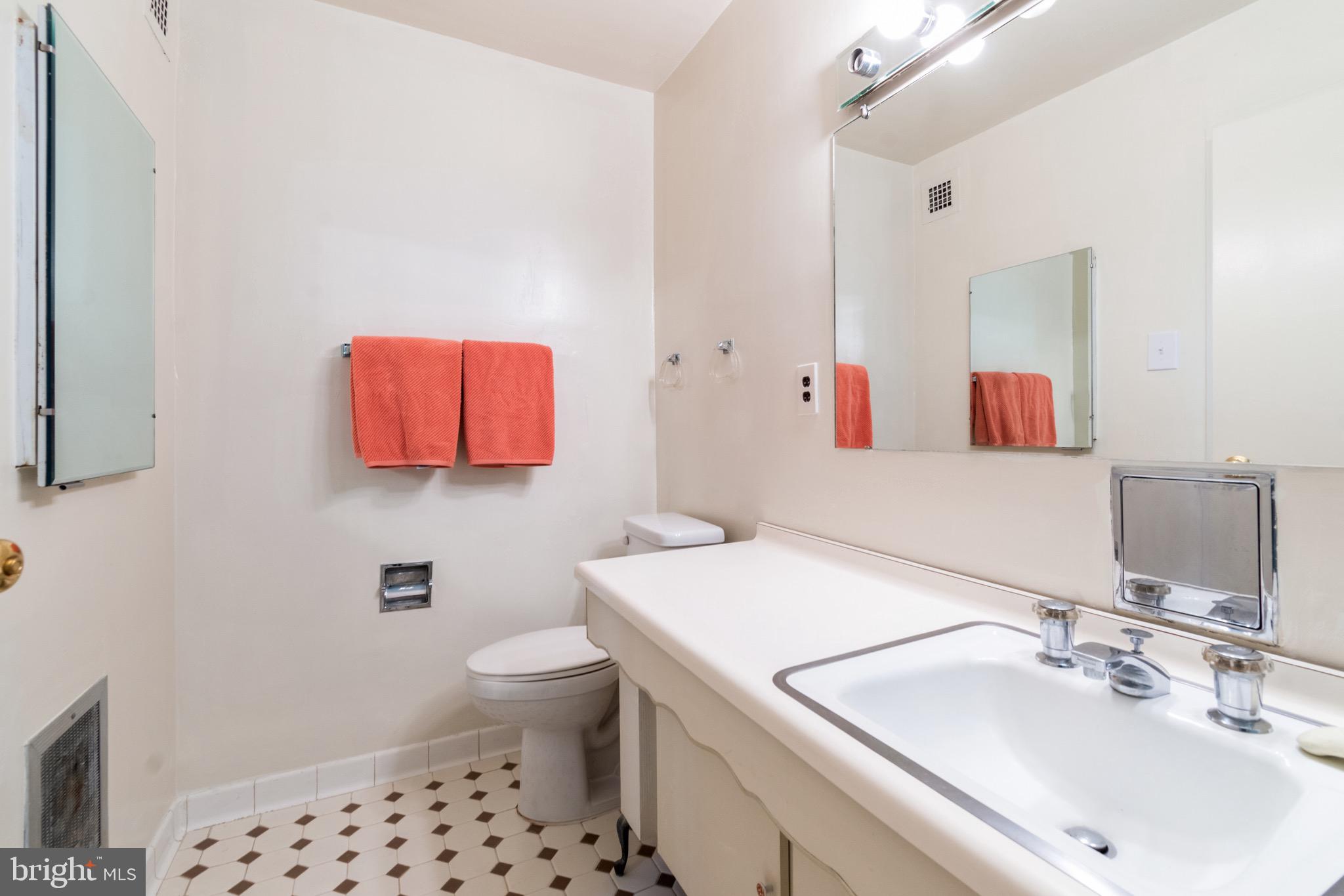 4101 CATHEDRAL AVENUE NW 610