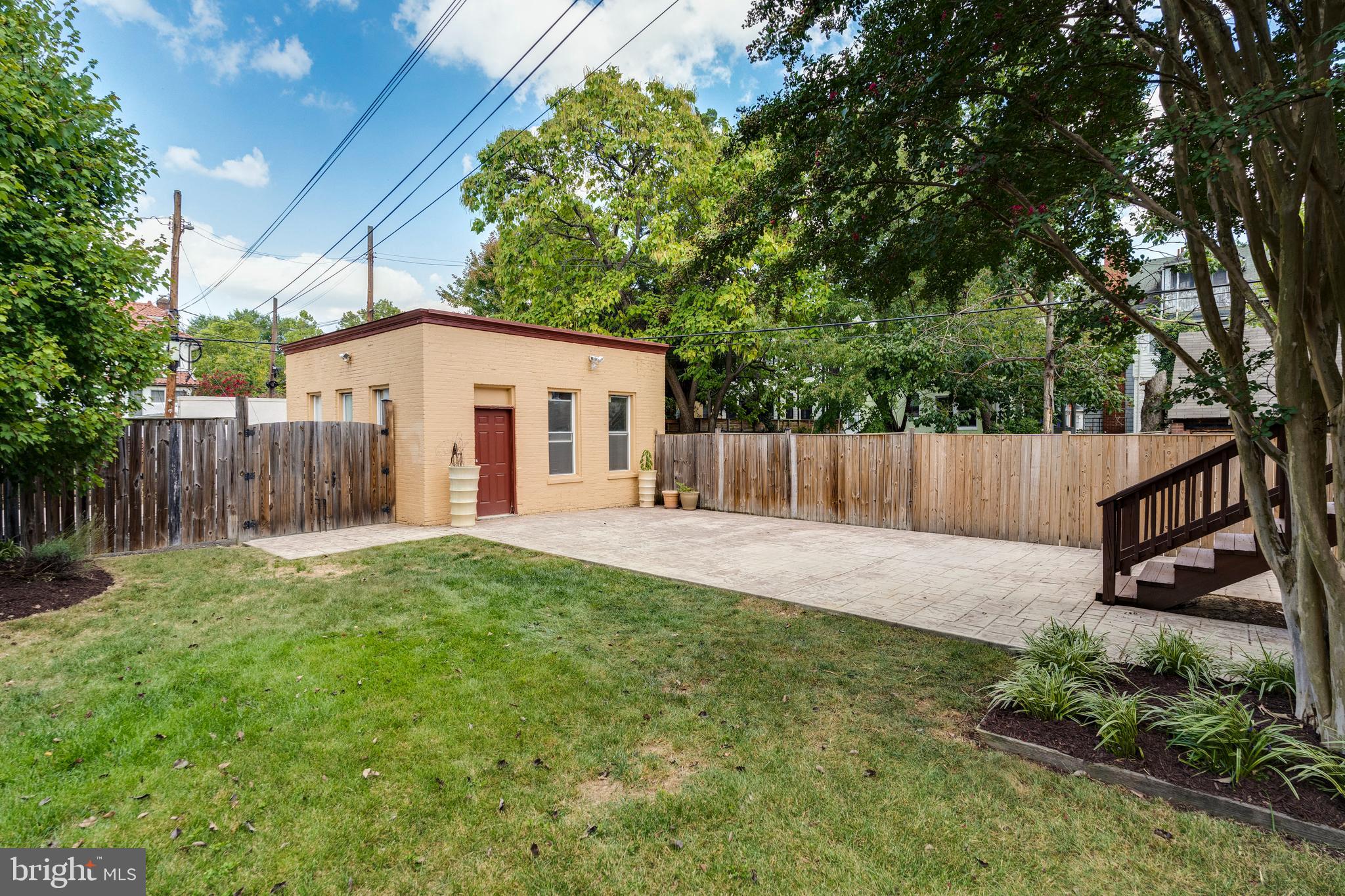 1411 LONGFELLOW STREET NW