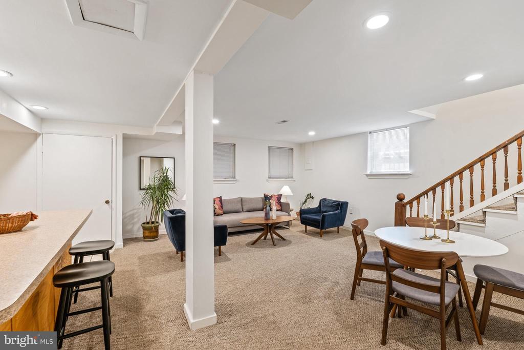1411 LONGFELLOW STREET NW