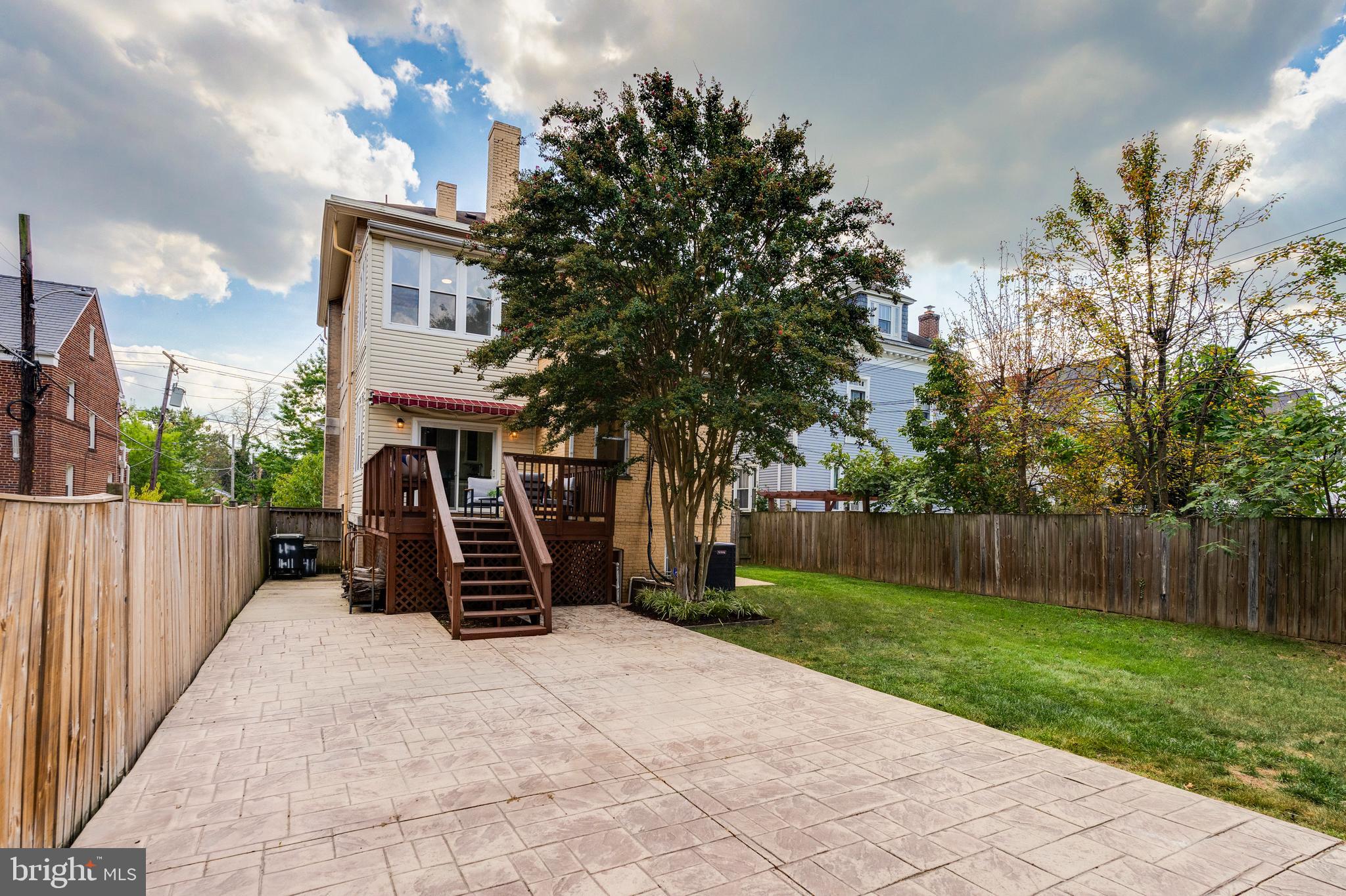 1411 LONGFELLOW STREET NW