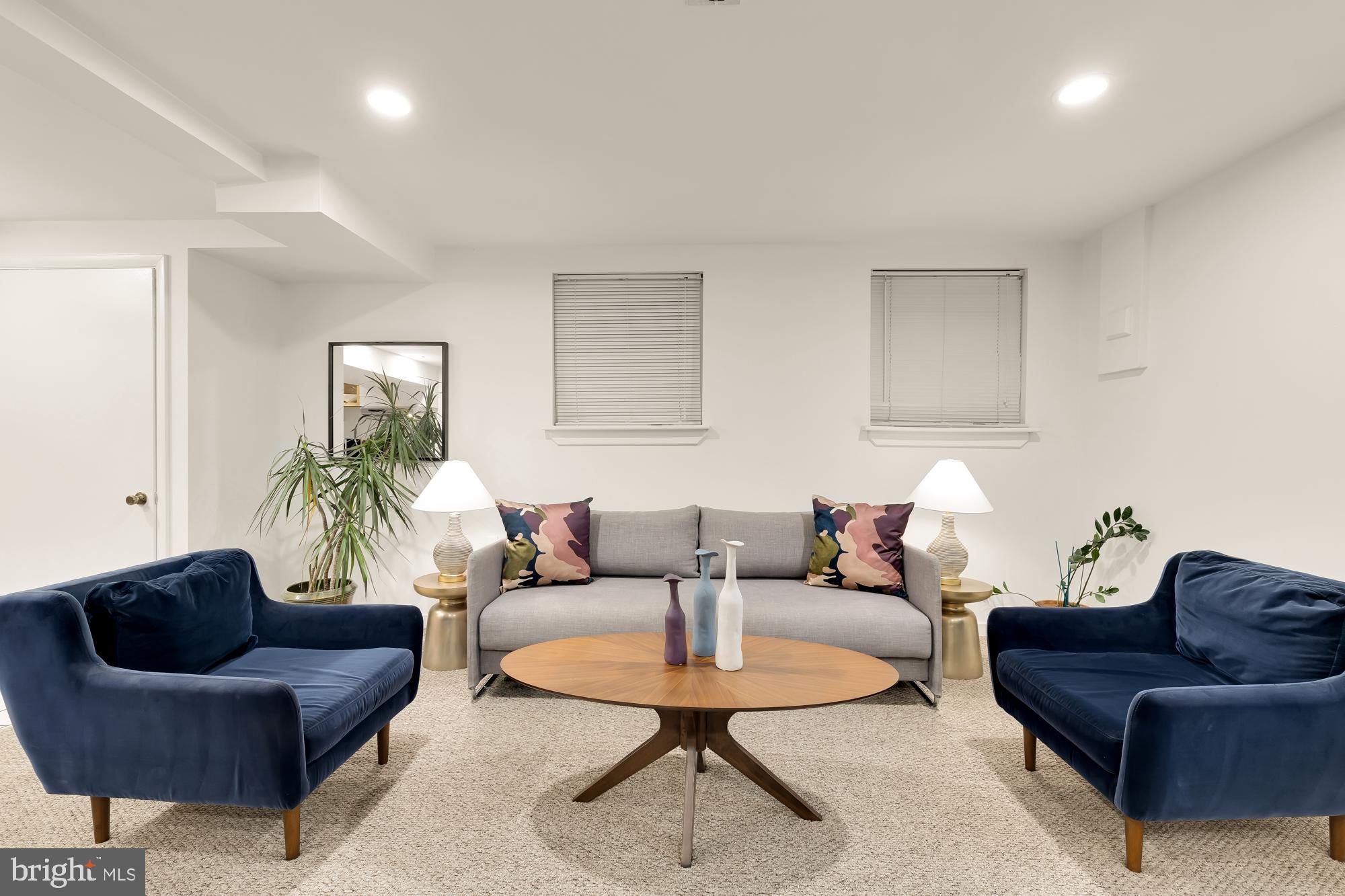 1411 LONGFELLOW STREET NW