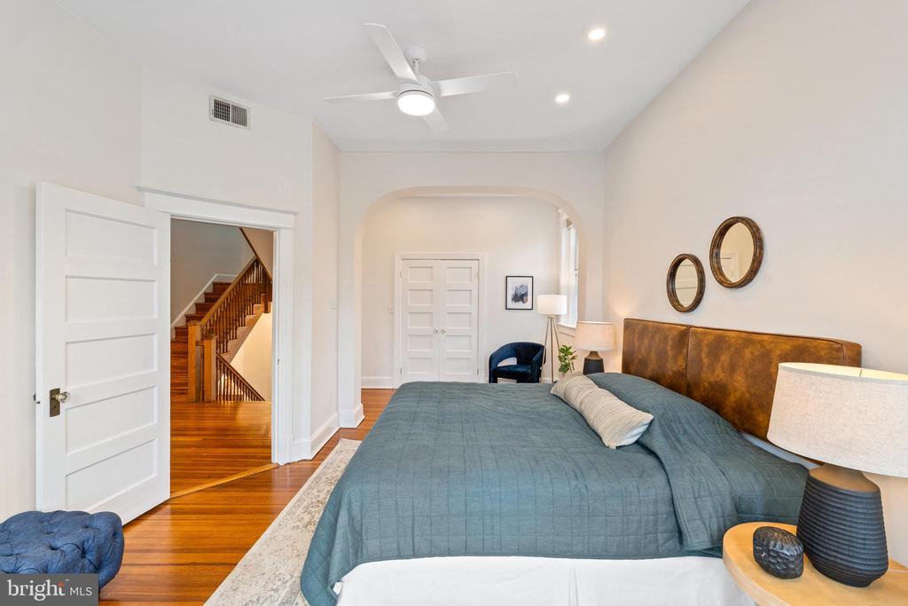 1411 LONGFELLOW STREET NW
