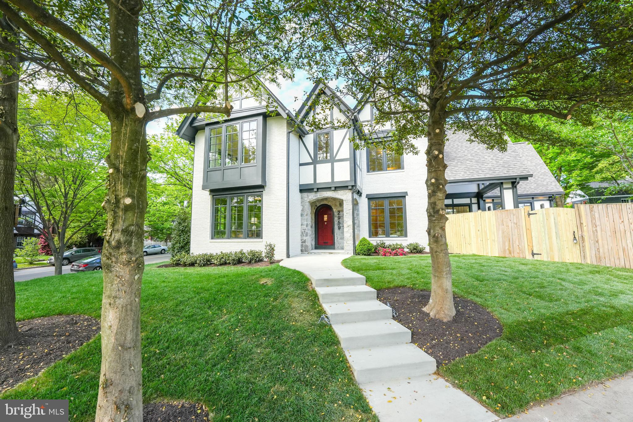 2959 NORTHAMPTON STREET NW