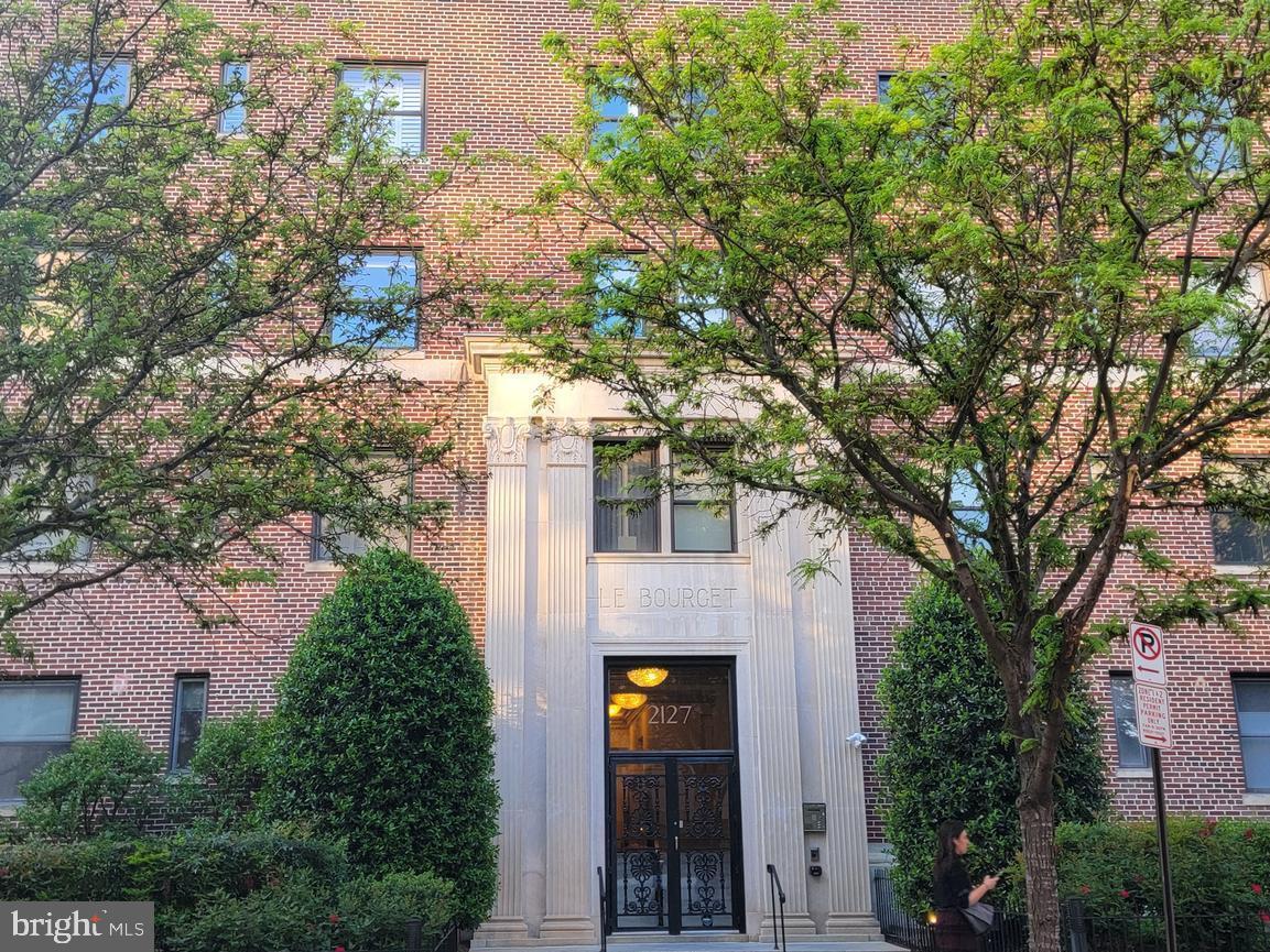 2127 CALIFORNIA STREET NW 105