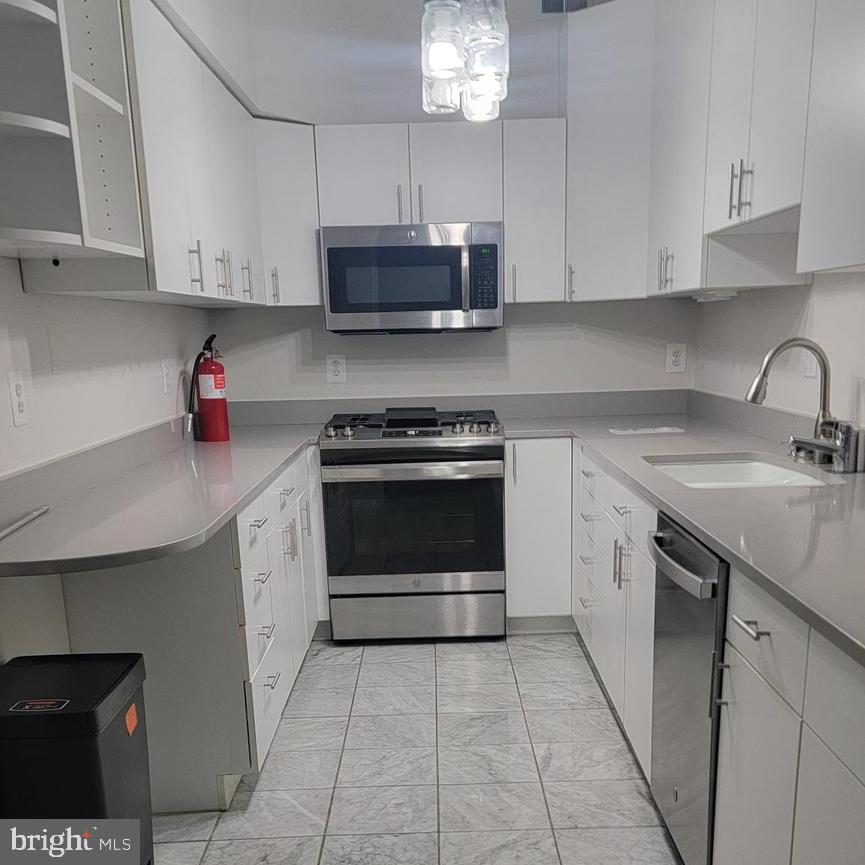 2127 CALIFORNIA STREET NW 105