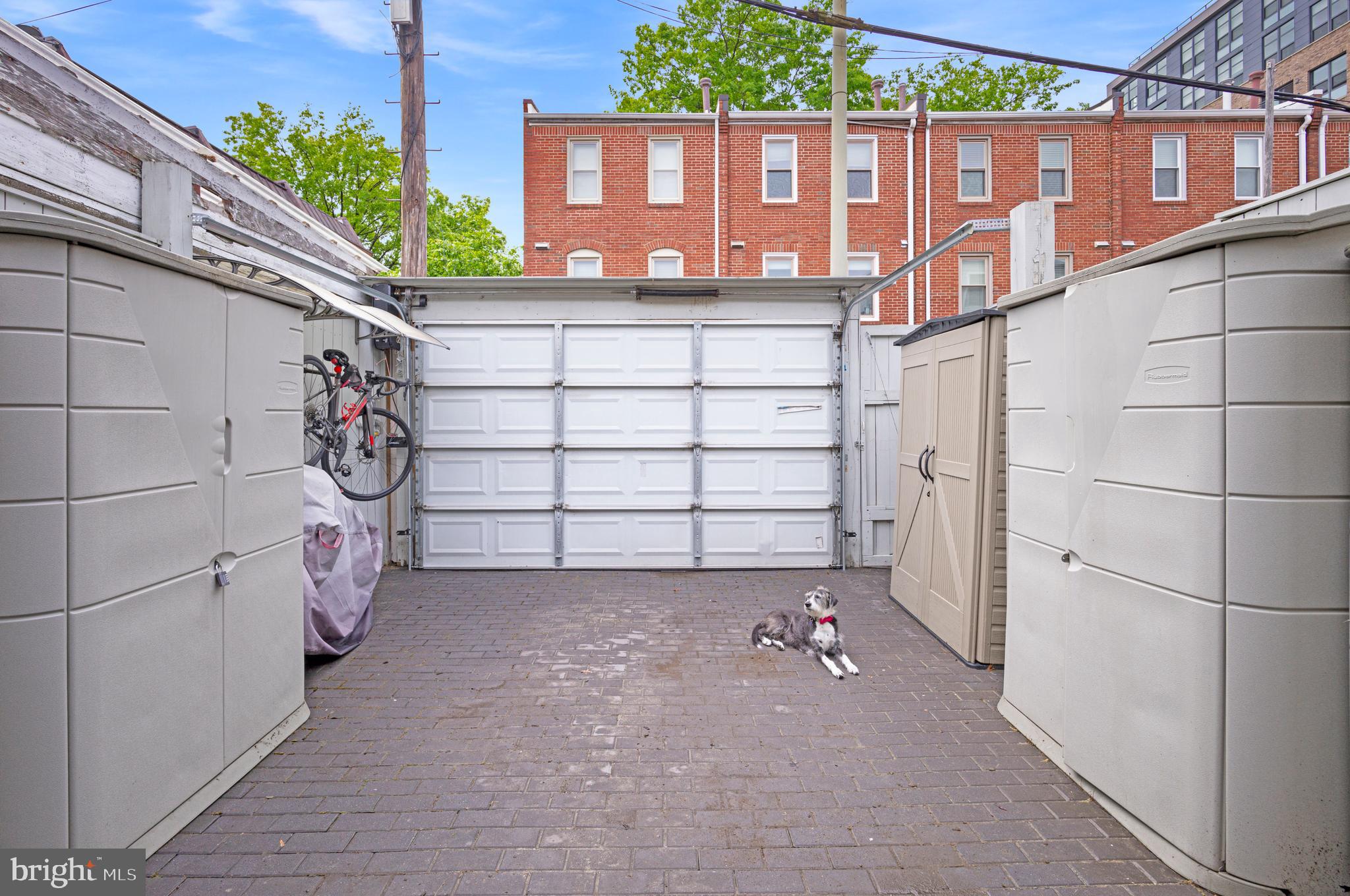 720 4TH STREET NE