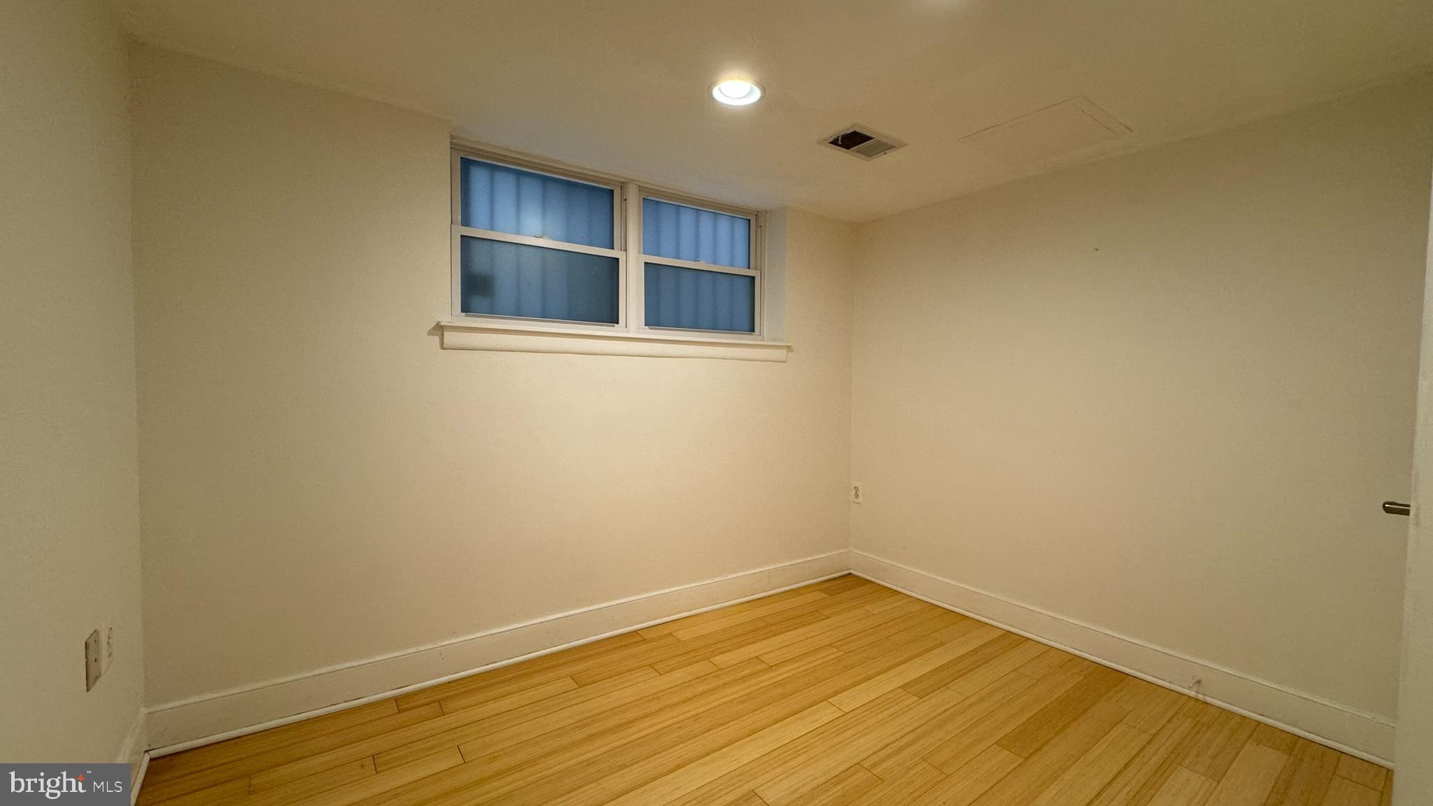 1108 COLUMBIA ROAD NW 104