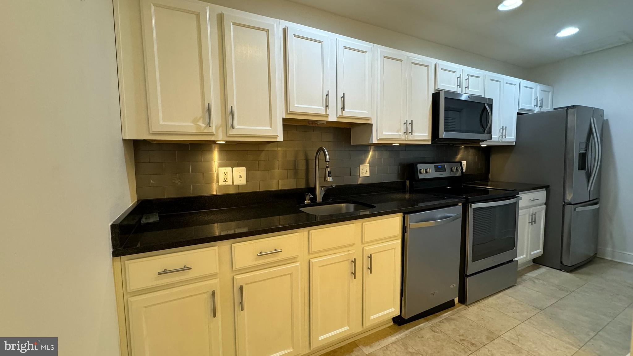 1108 COLUMBIA ROAD NW 104
