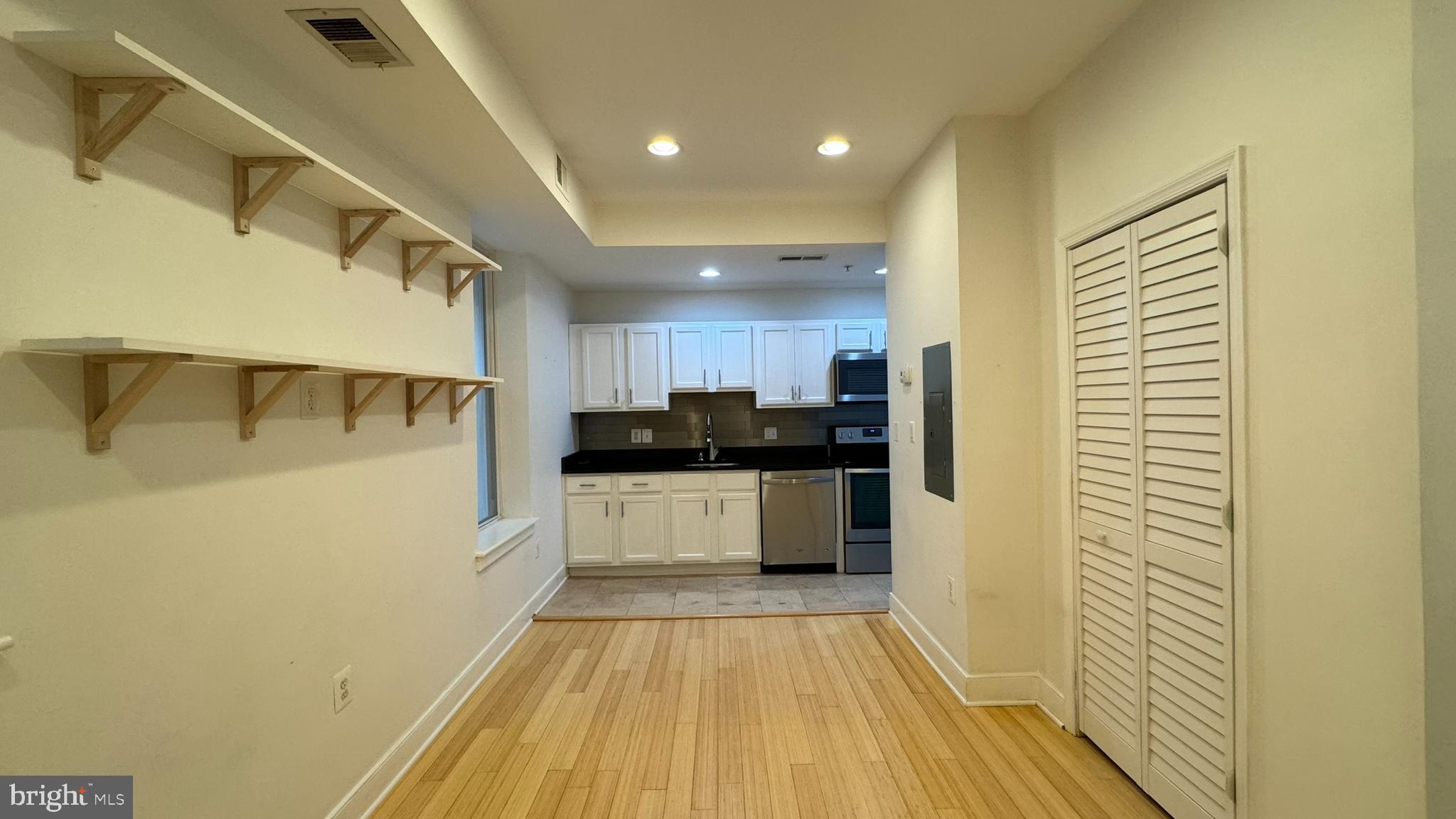 1108 COLUMBIA ROAD NW 104