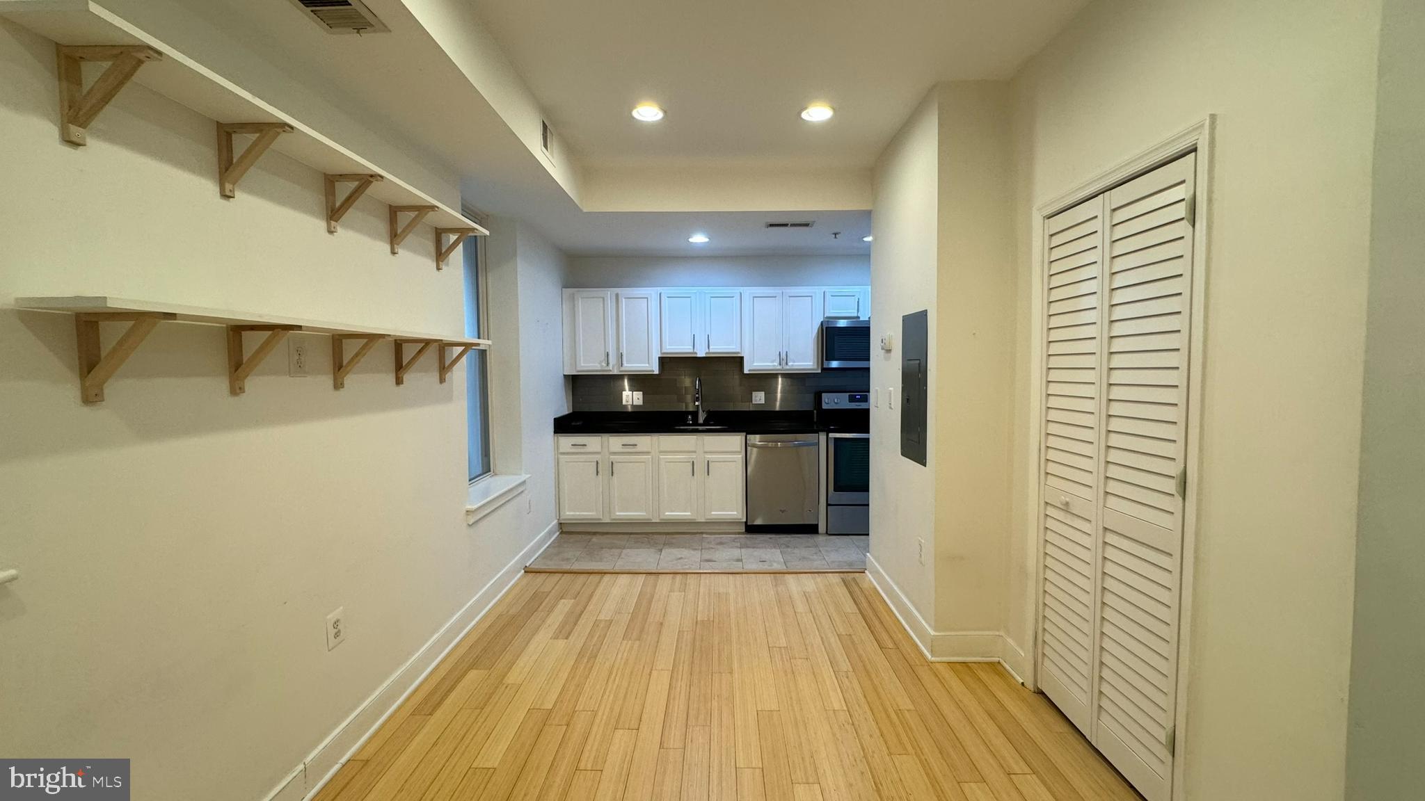 1108 COLUMBIA ROAD NW 104