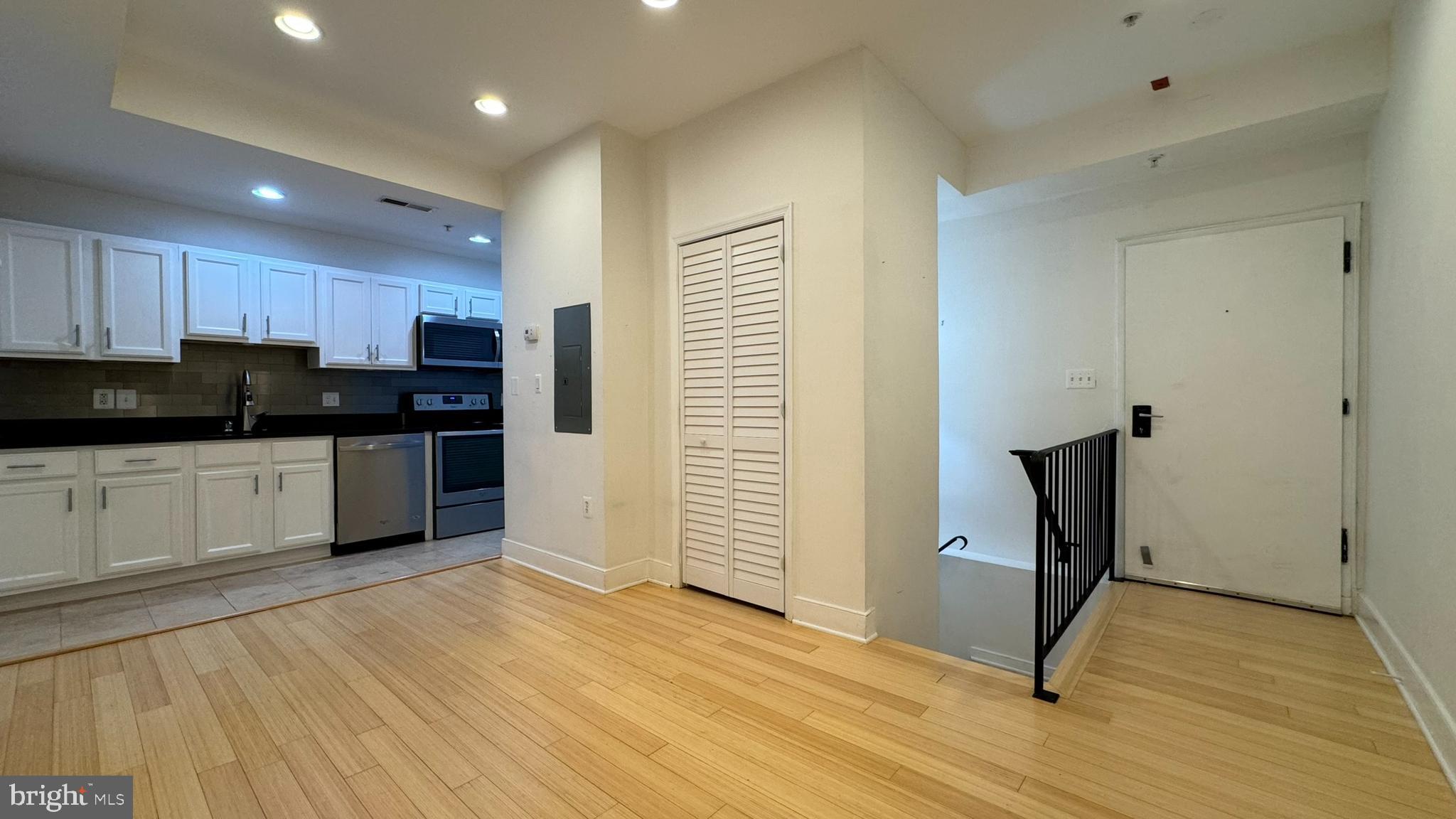1108 COLUMBIA ROAD NW 104