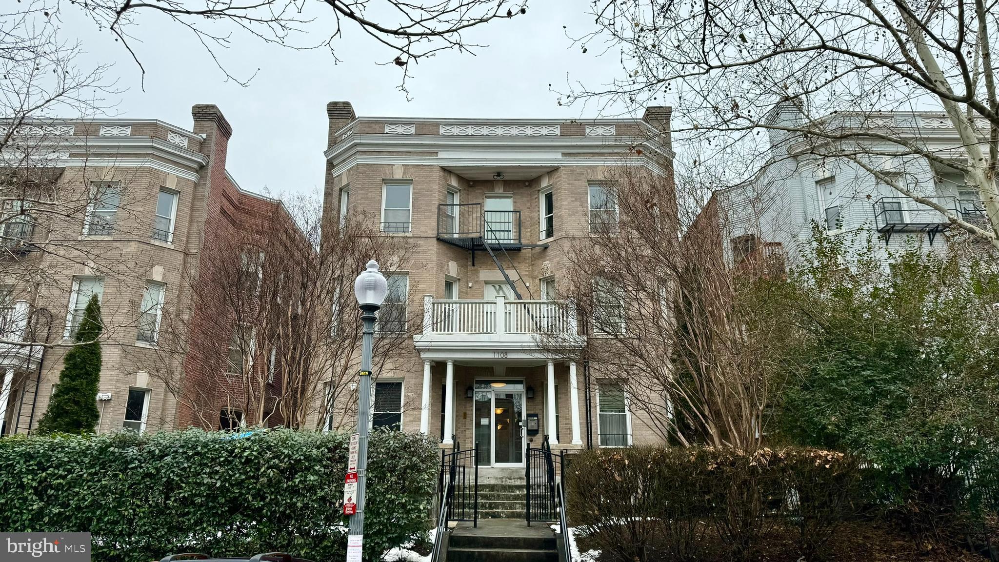 1108 COLUMBIA ROAD NW 104